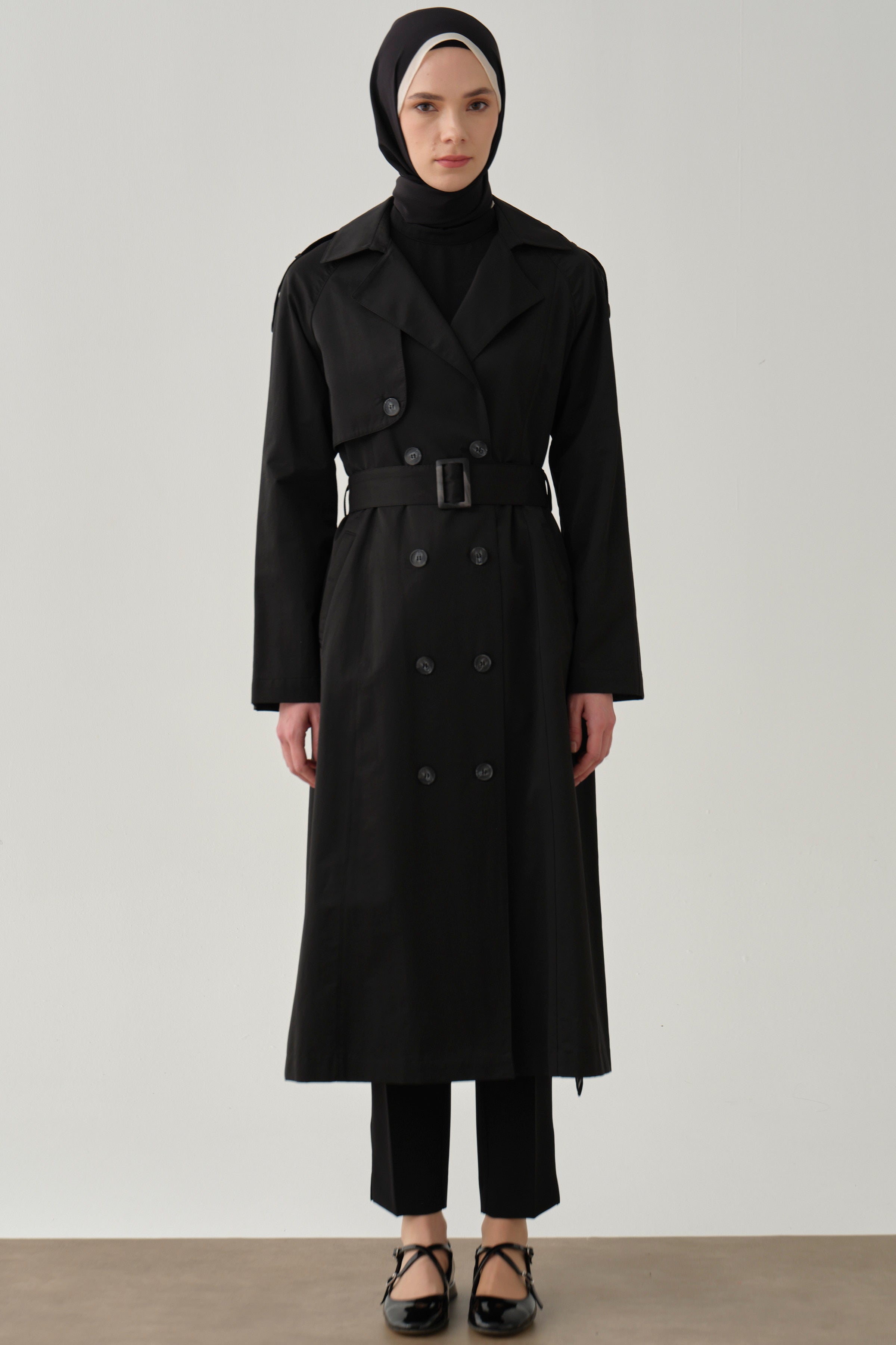 Kemerli Apoletli Trençkot - Siyah TUGBA