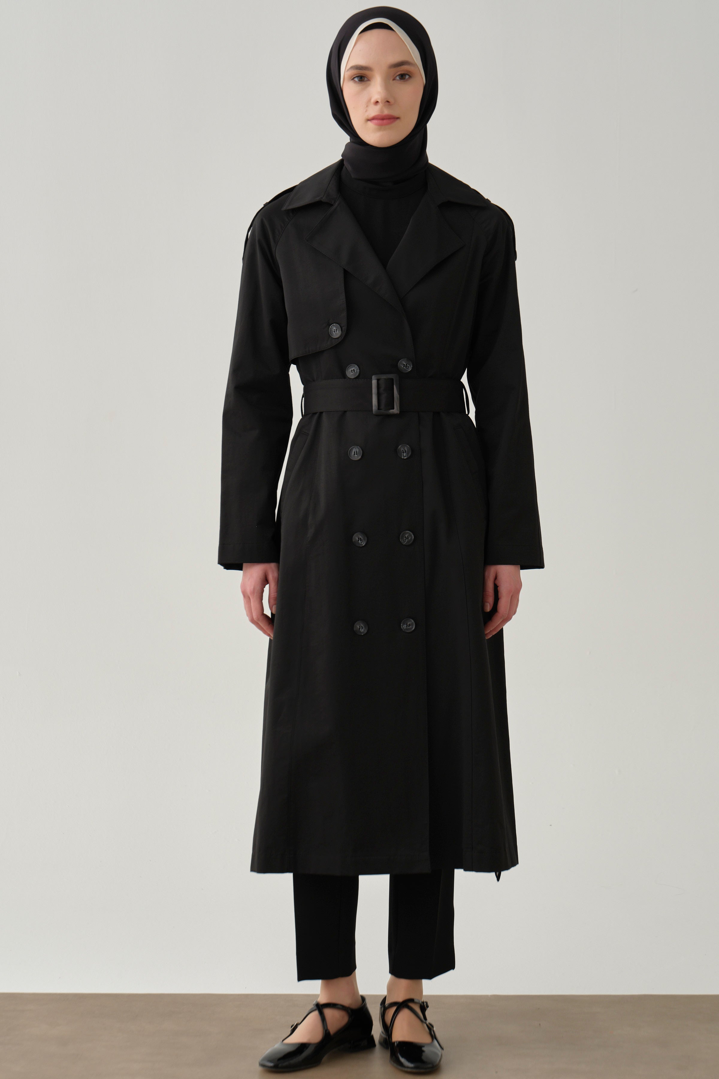 Kemerli Apoletli Trençkot - Siyah TUGBA