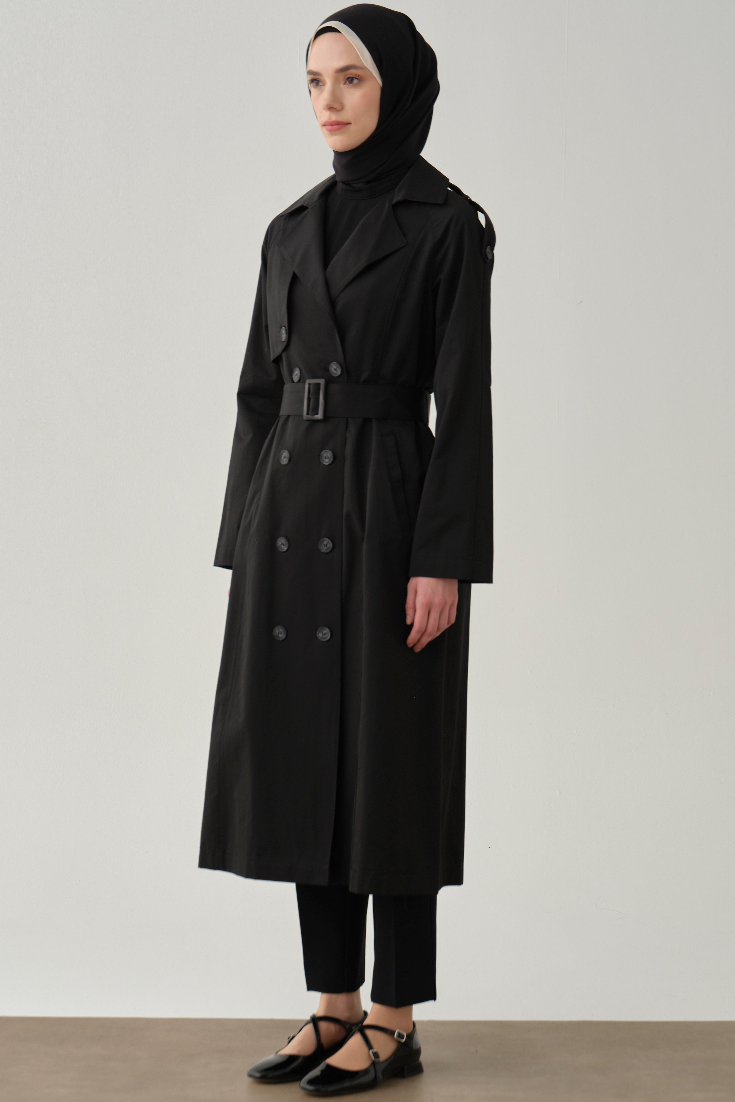 Kemerli Apoletli Trençkot - Siyah TUGBA