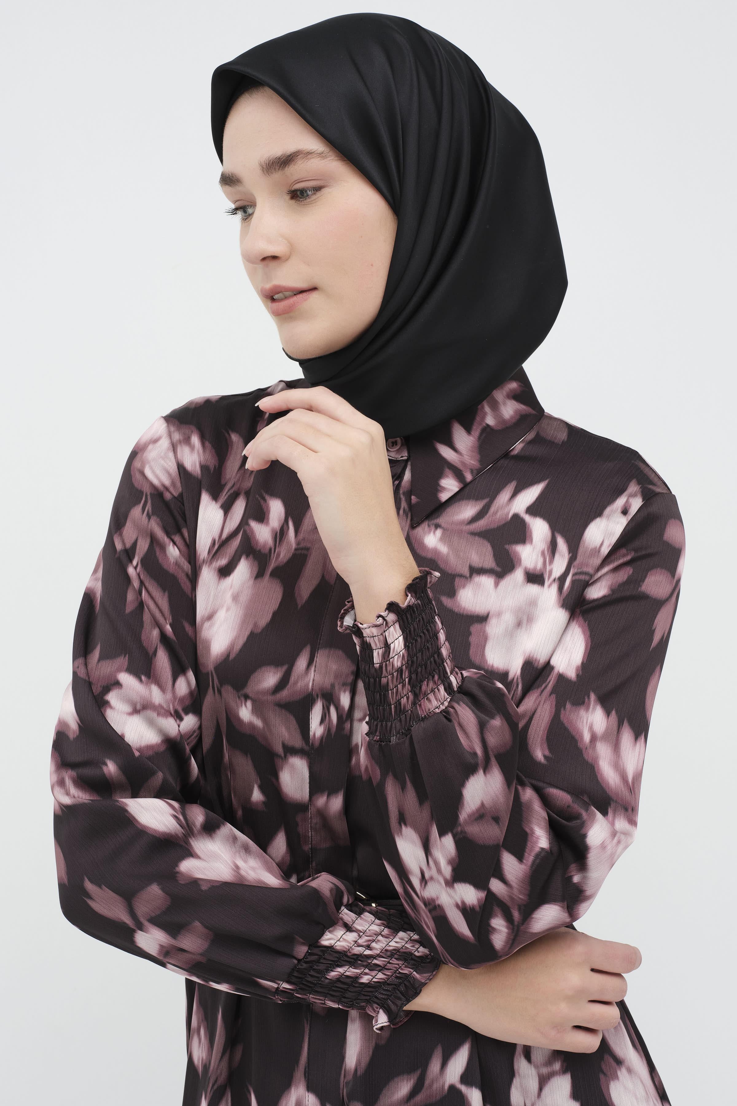 Kemerli Desenli Elbise - Pudra TUGBA