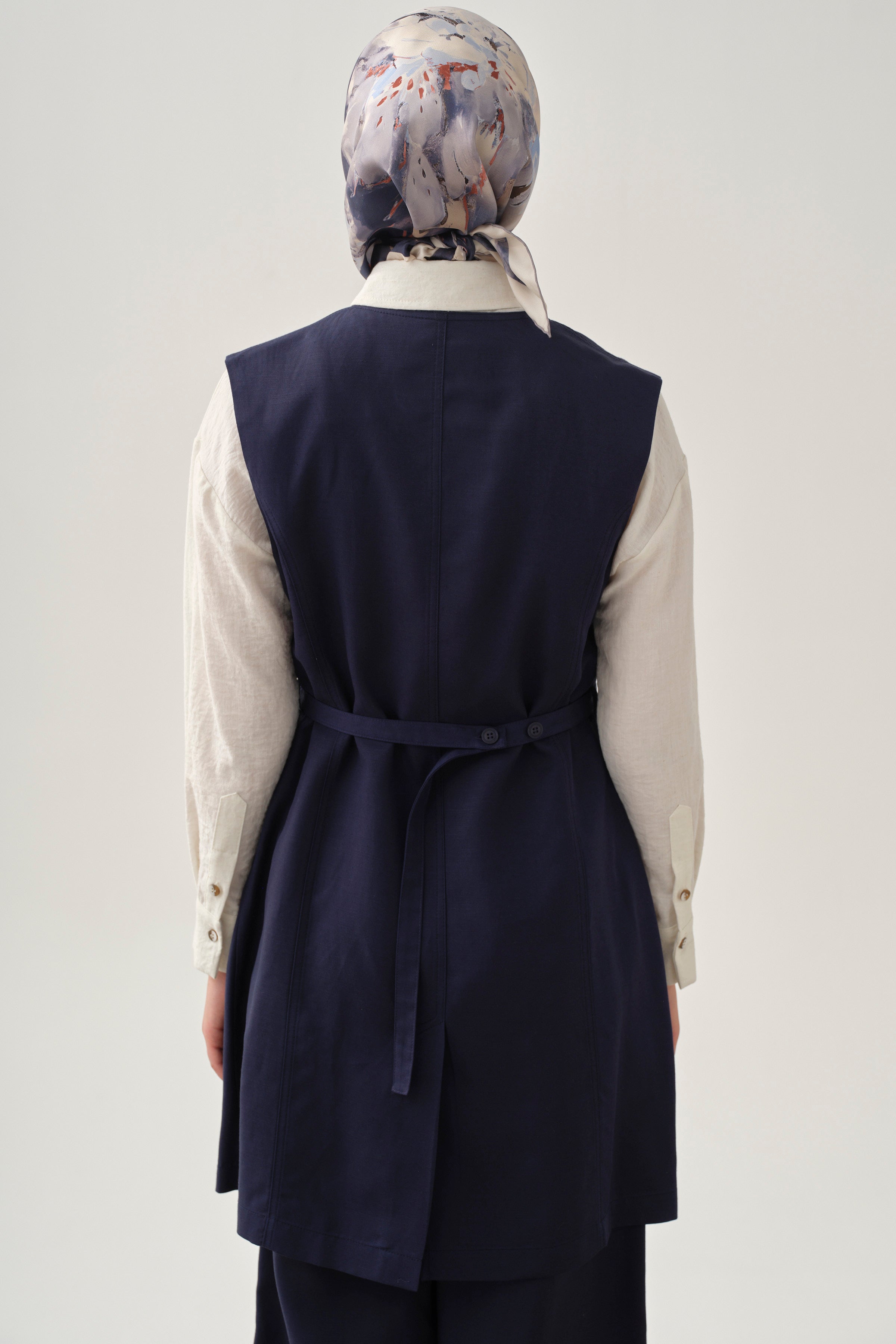 Kemerli Sıfır Yaka Yelek - Lacivert TUGBA