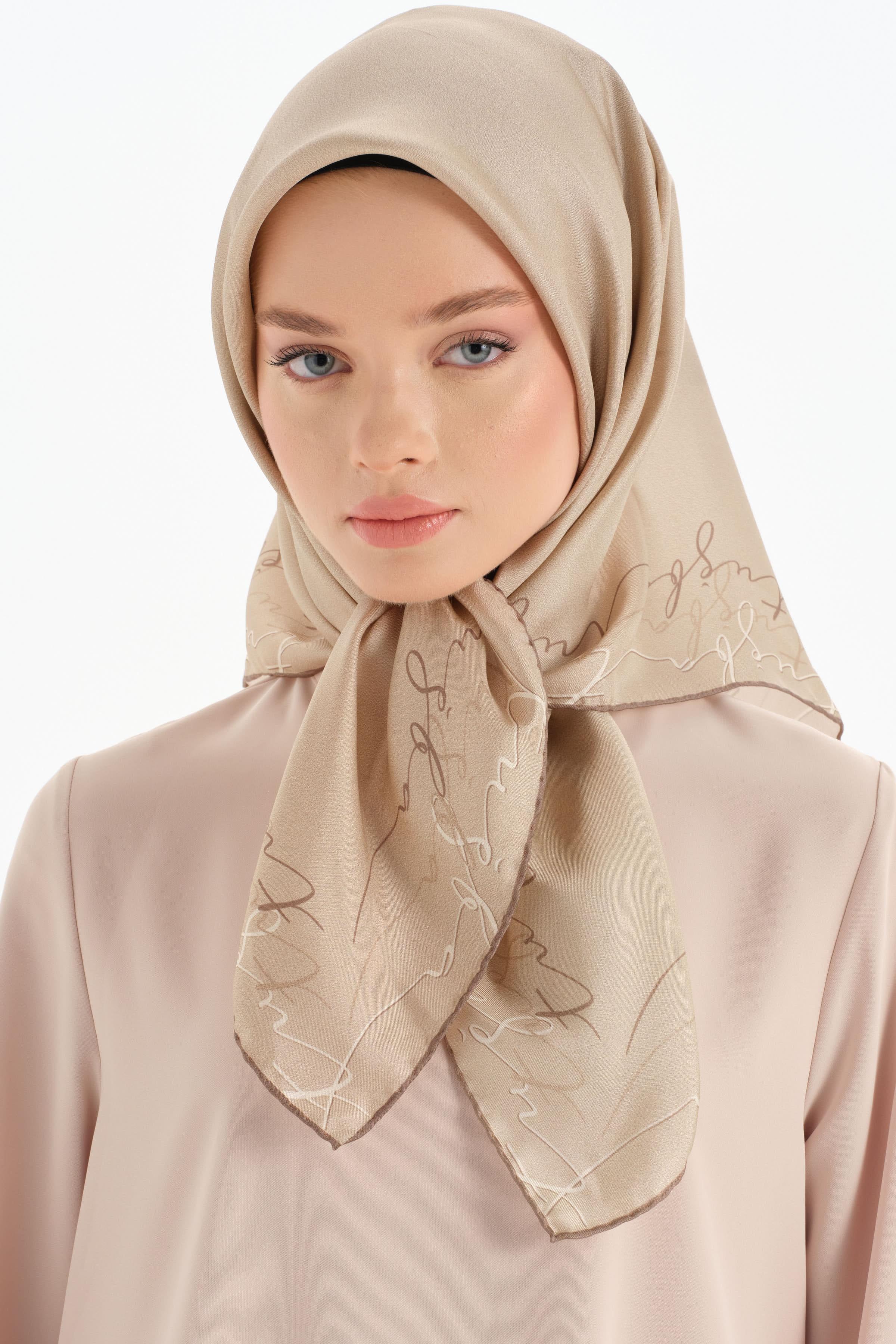 Kenar Detaylı Twill İpek Eşarp - Bej TUGBA