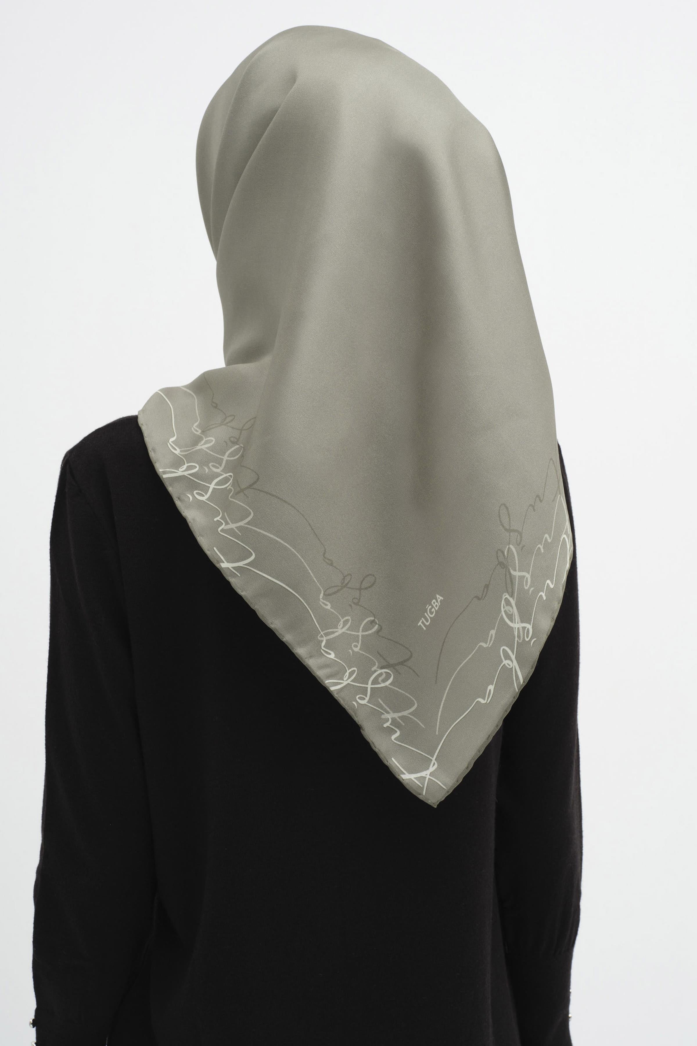 Kenar Detaylı Twill İpek Eşarp - Çağla TUGBA