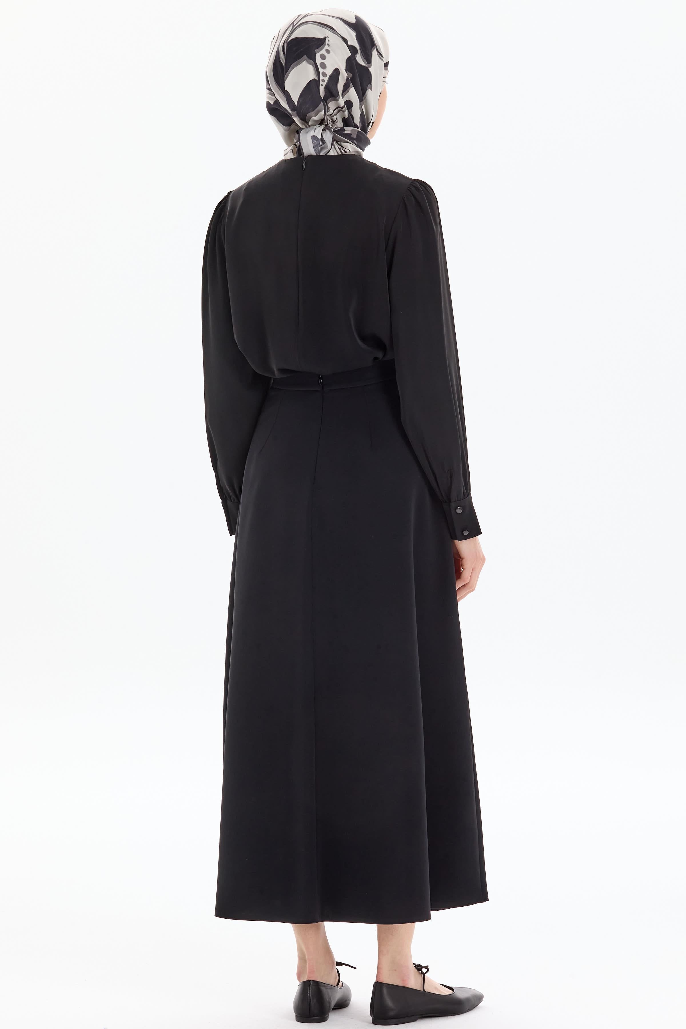 Kesik Detaylı Godeli Etek - Siyah TUGBA