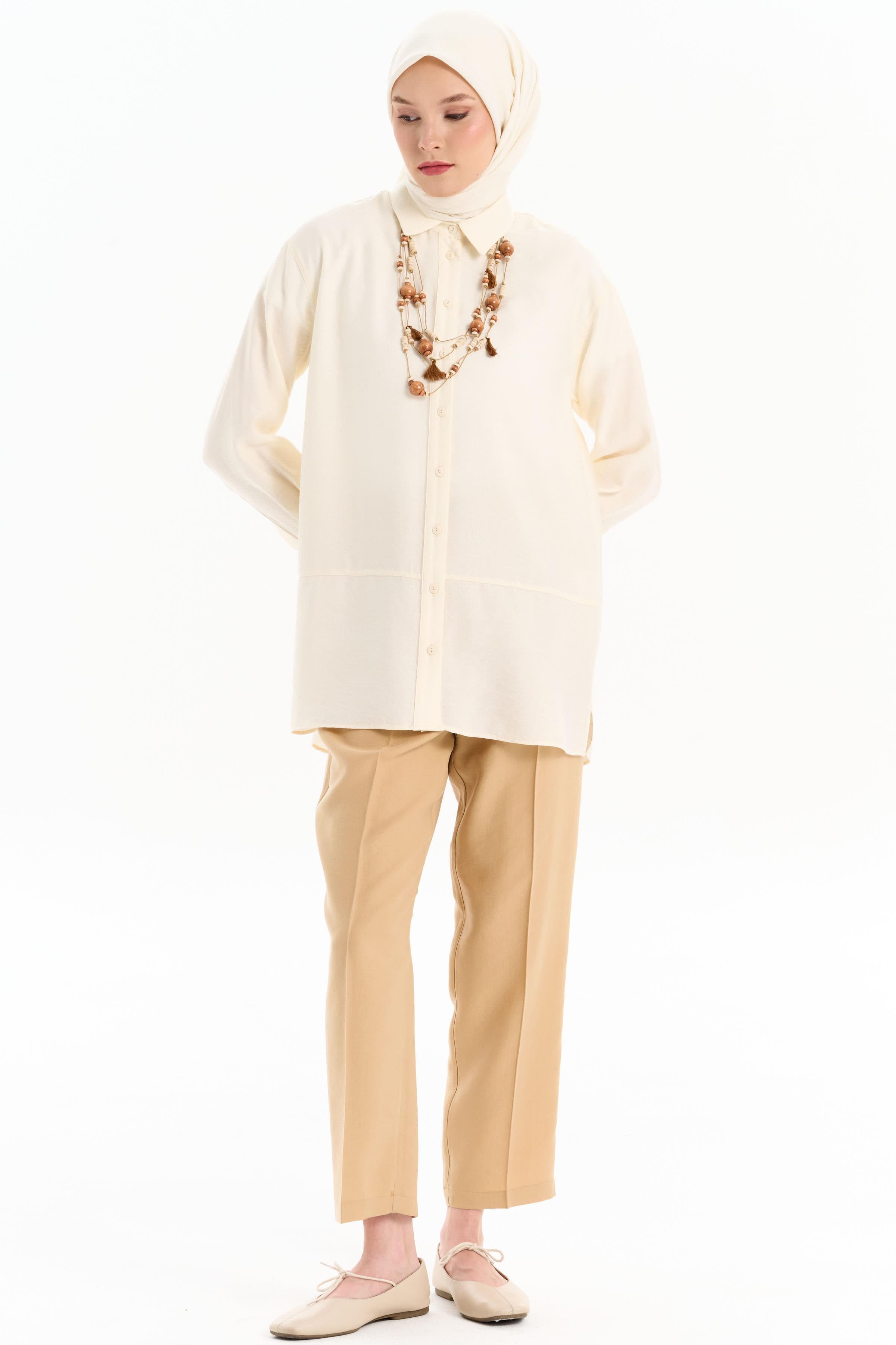 Kesik Detaylı Kolyeli Gömlek - Ekru TUGBA