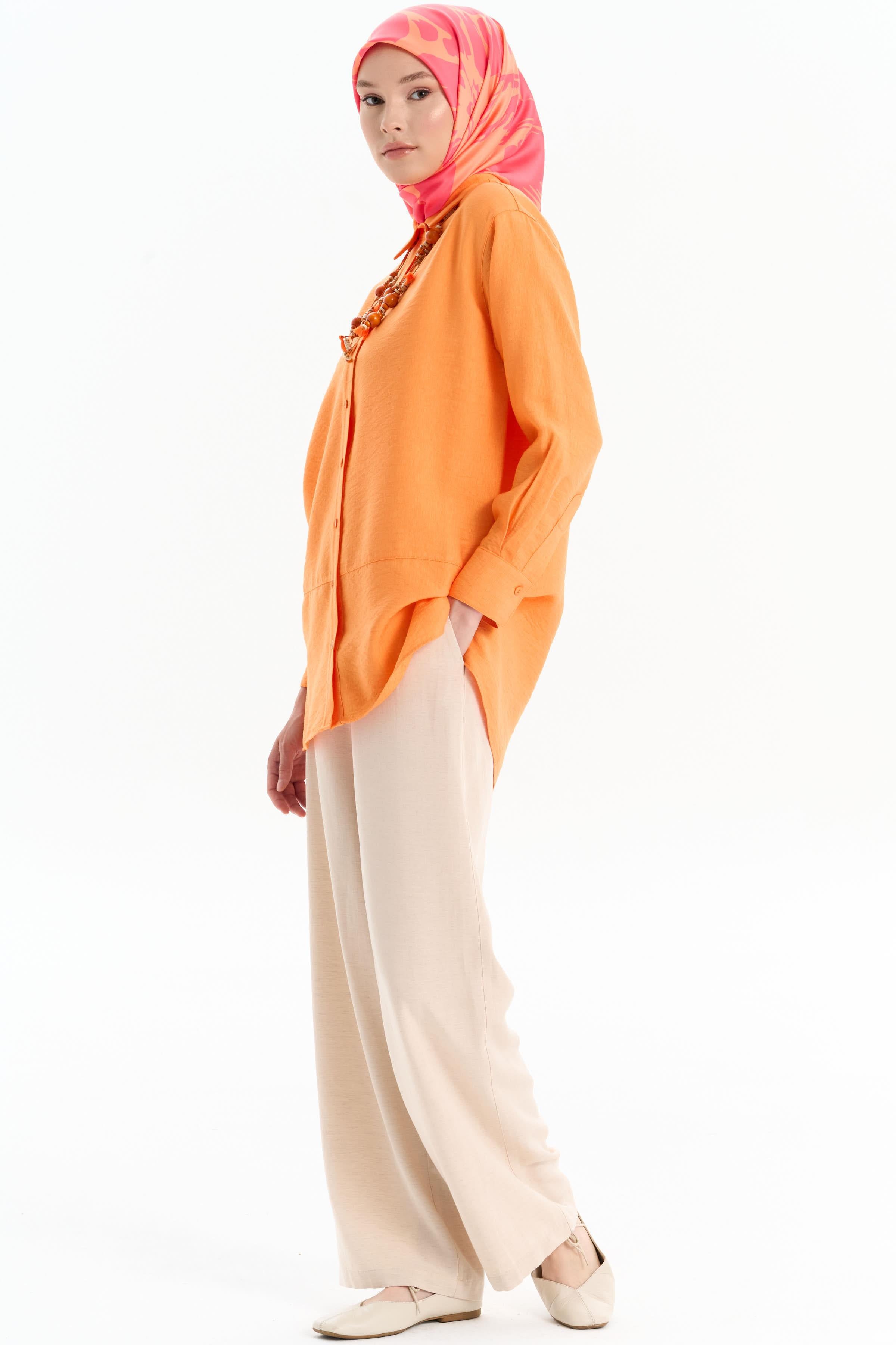 Kesik Detaylı Kolyeli Gömlek - Oranj TUGBA