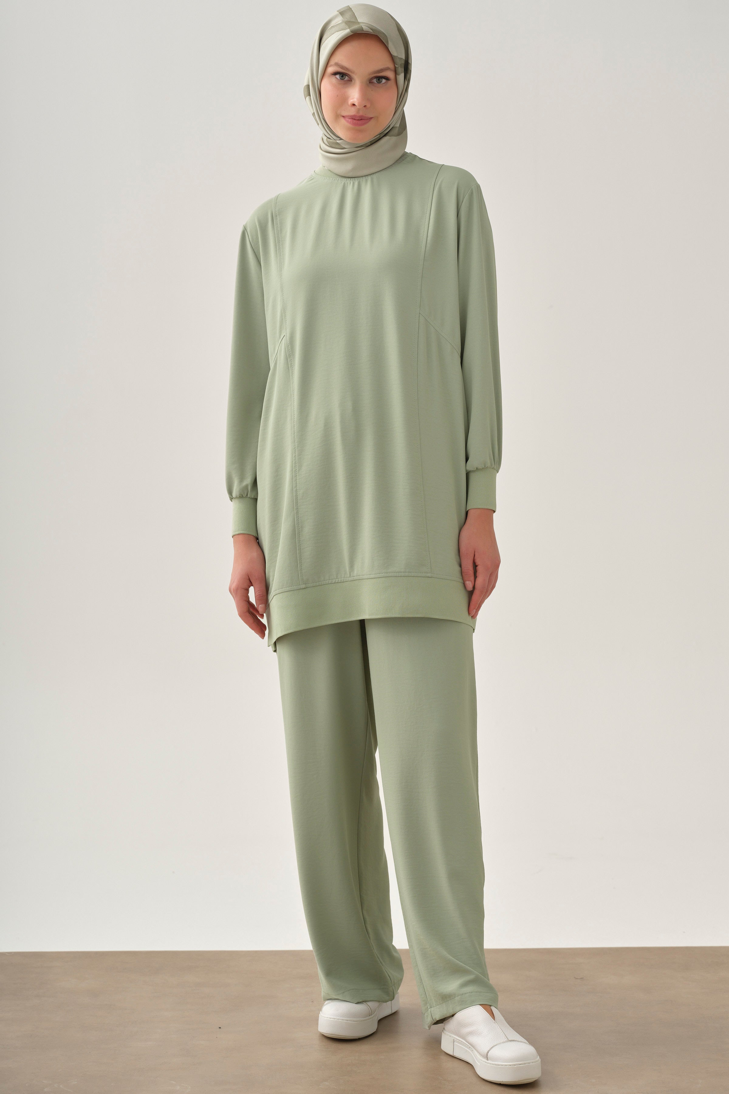 Kesik Detaylı Ribanalı Tunik - Mint TUGBA