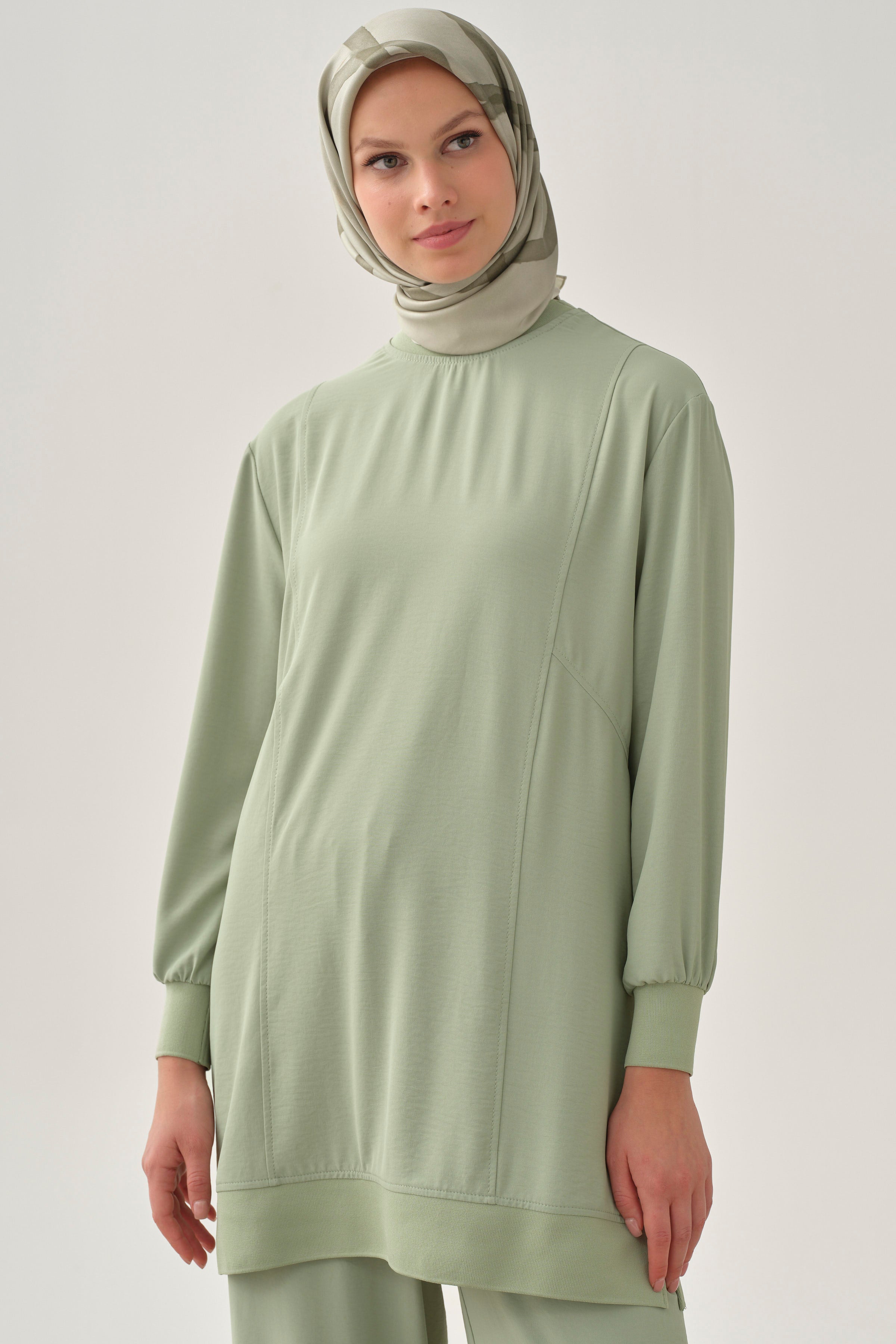 Kesik Detaylı Ribanalı Tunik - Mint TUGBA