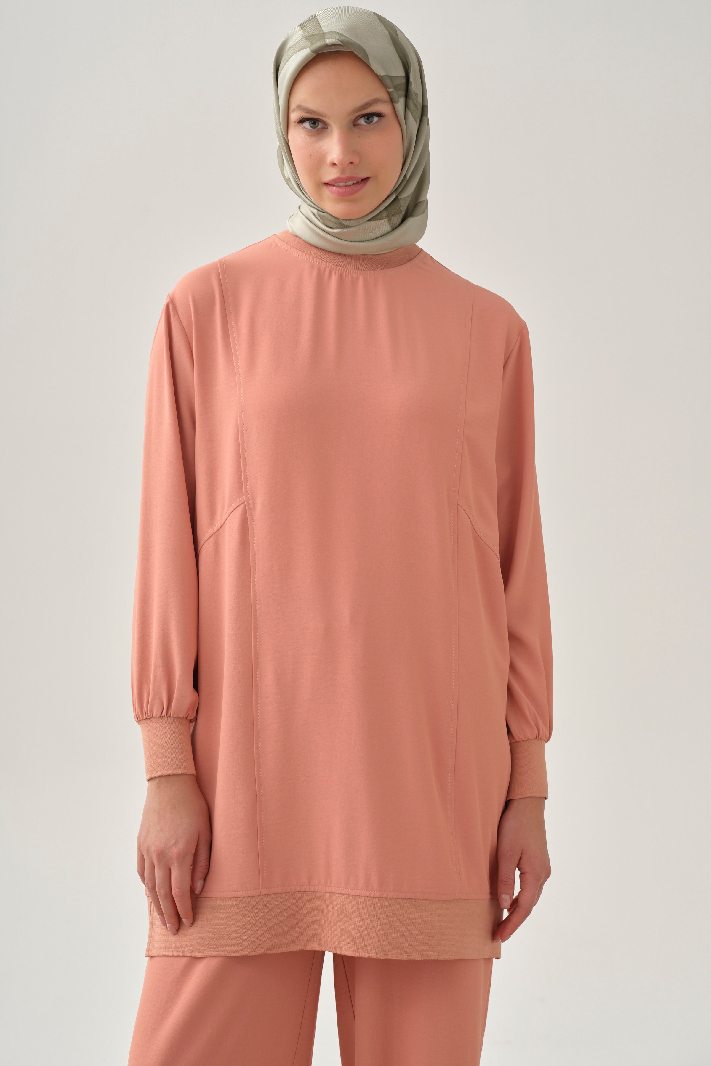 Kesik Detaylı Ribanalı Tunik - Somon TUGBA