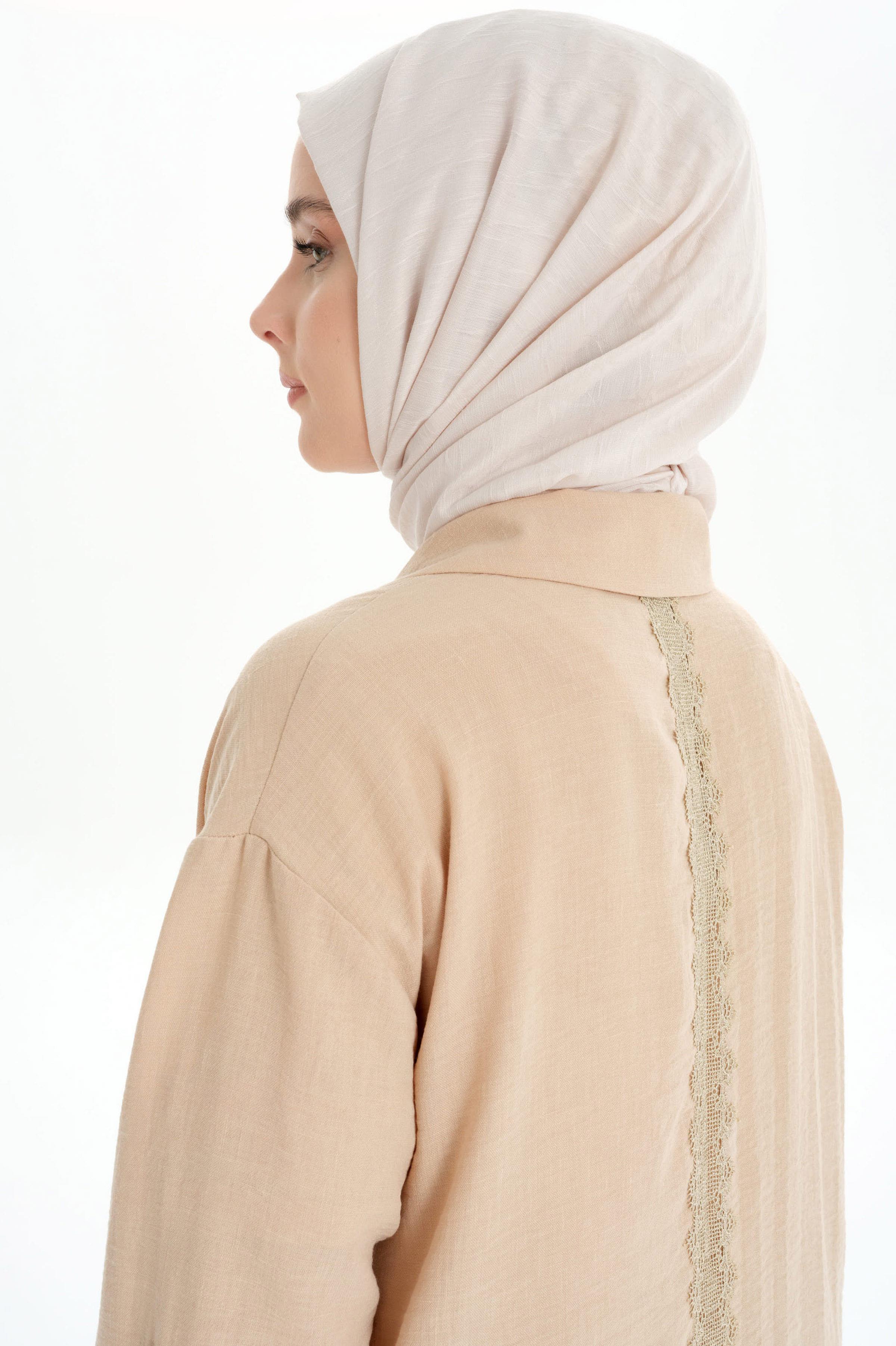 Kol Bantlı Sırt Dantel Detaylı Ceket - Camel TUGBA