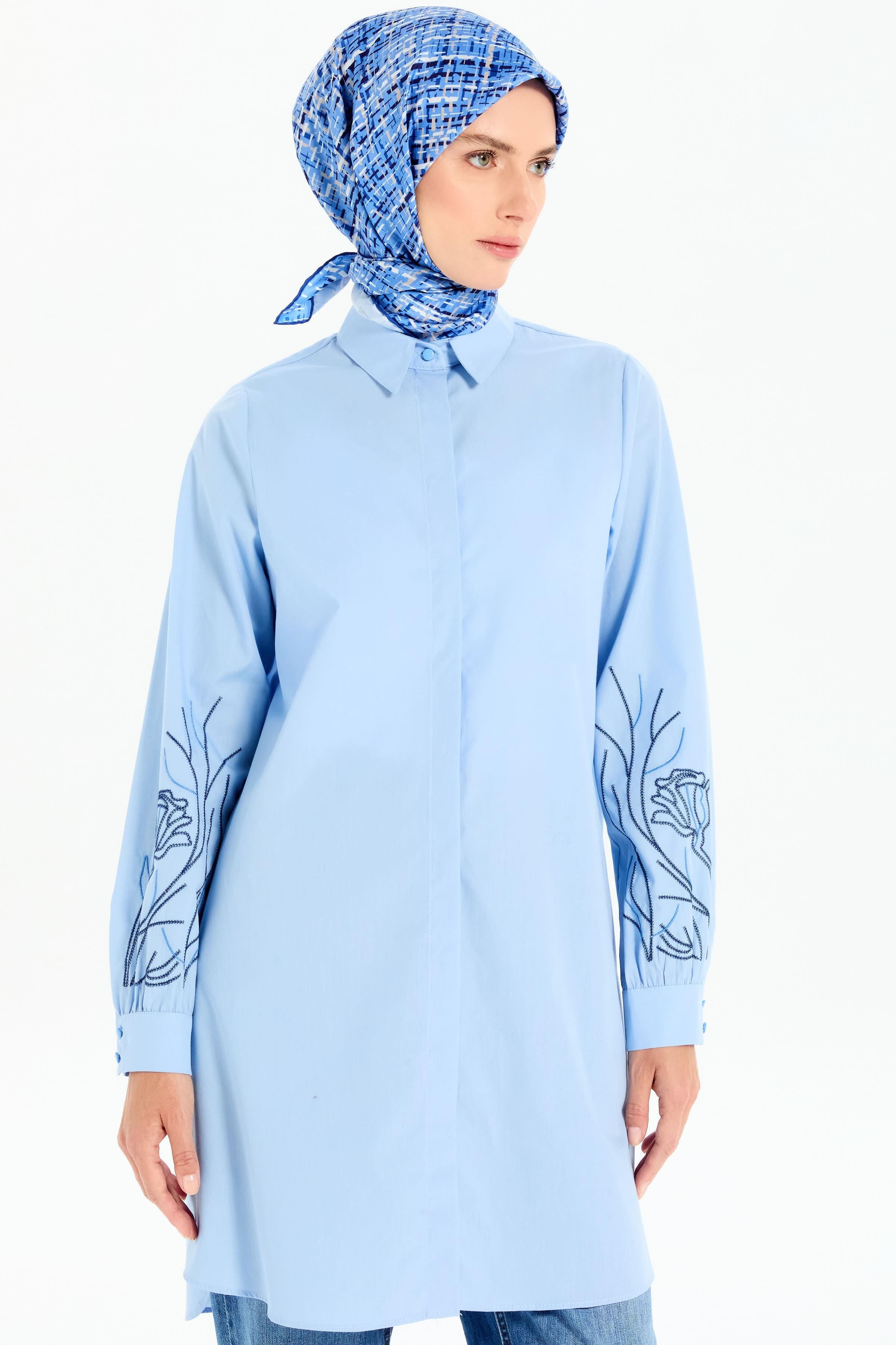 Kollar Nakışlı Tunik - Açık Mavi TUGBA