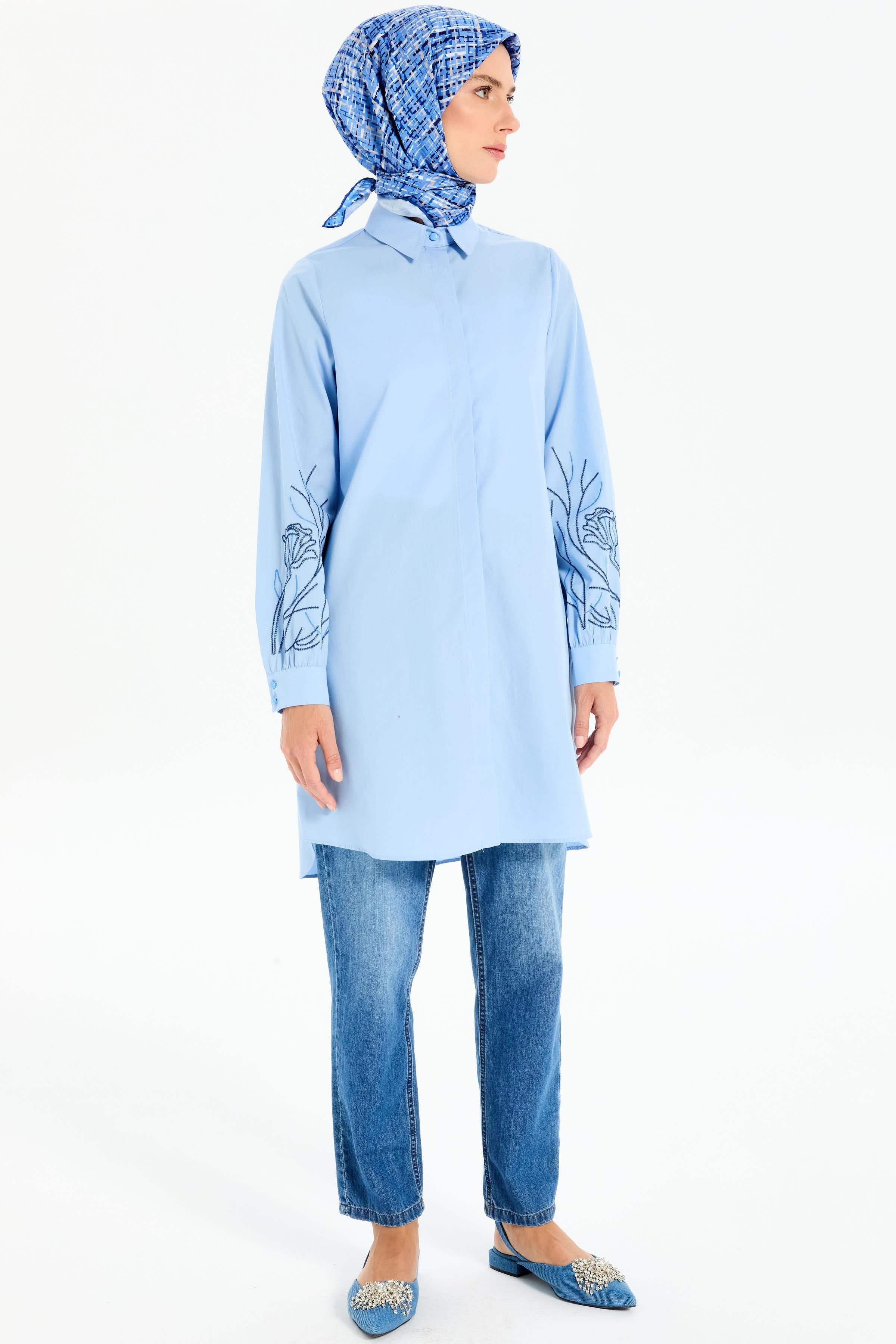 Kollar Nakışlı Tunik - Açık Mavi TUGBA