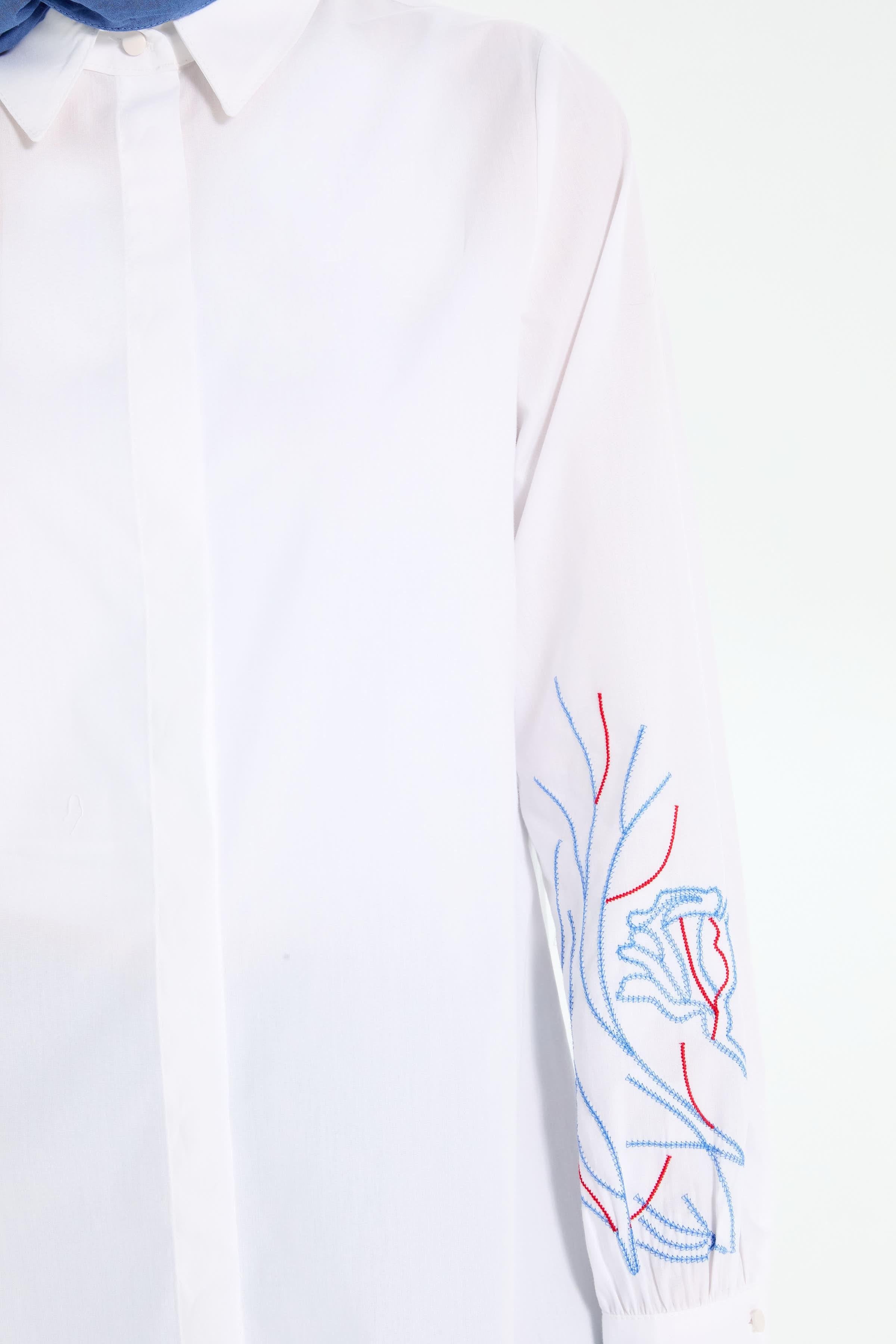 Kollar Nakışlı Tunik - Beyaz TUGBA