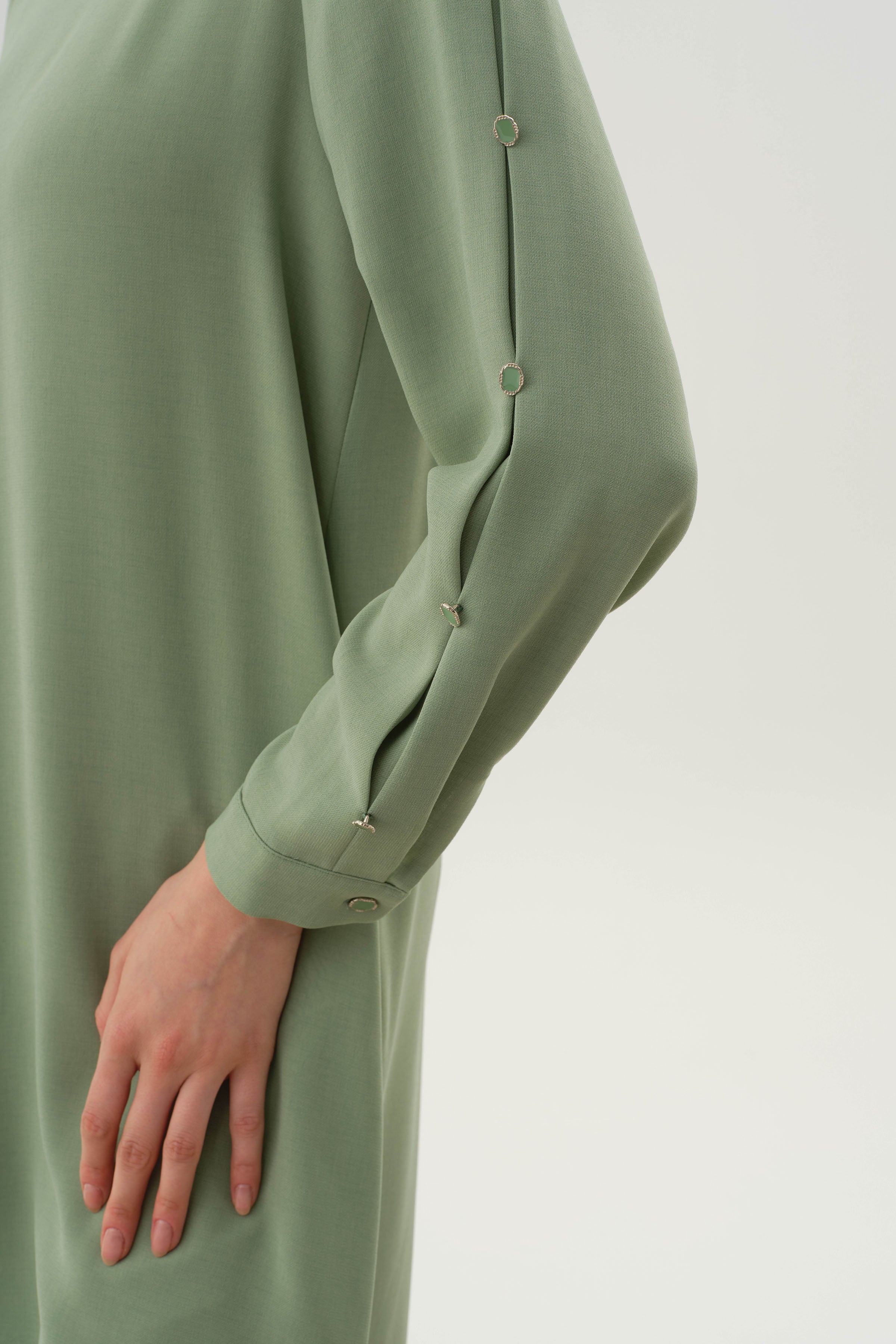 Kollar Plikaşe Düğme Detaylı Tunik - Su Yeşili TUGBA