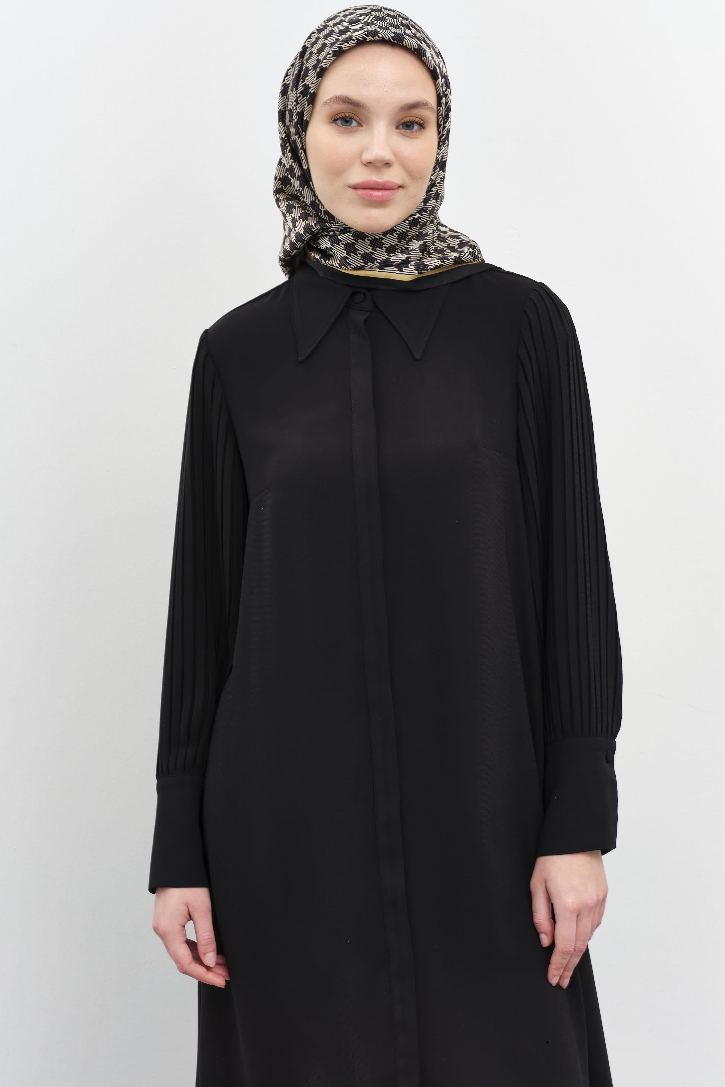 Kollar Pliseli Geniş Manşetli Tunik - Siyah TUGBA