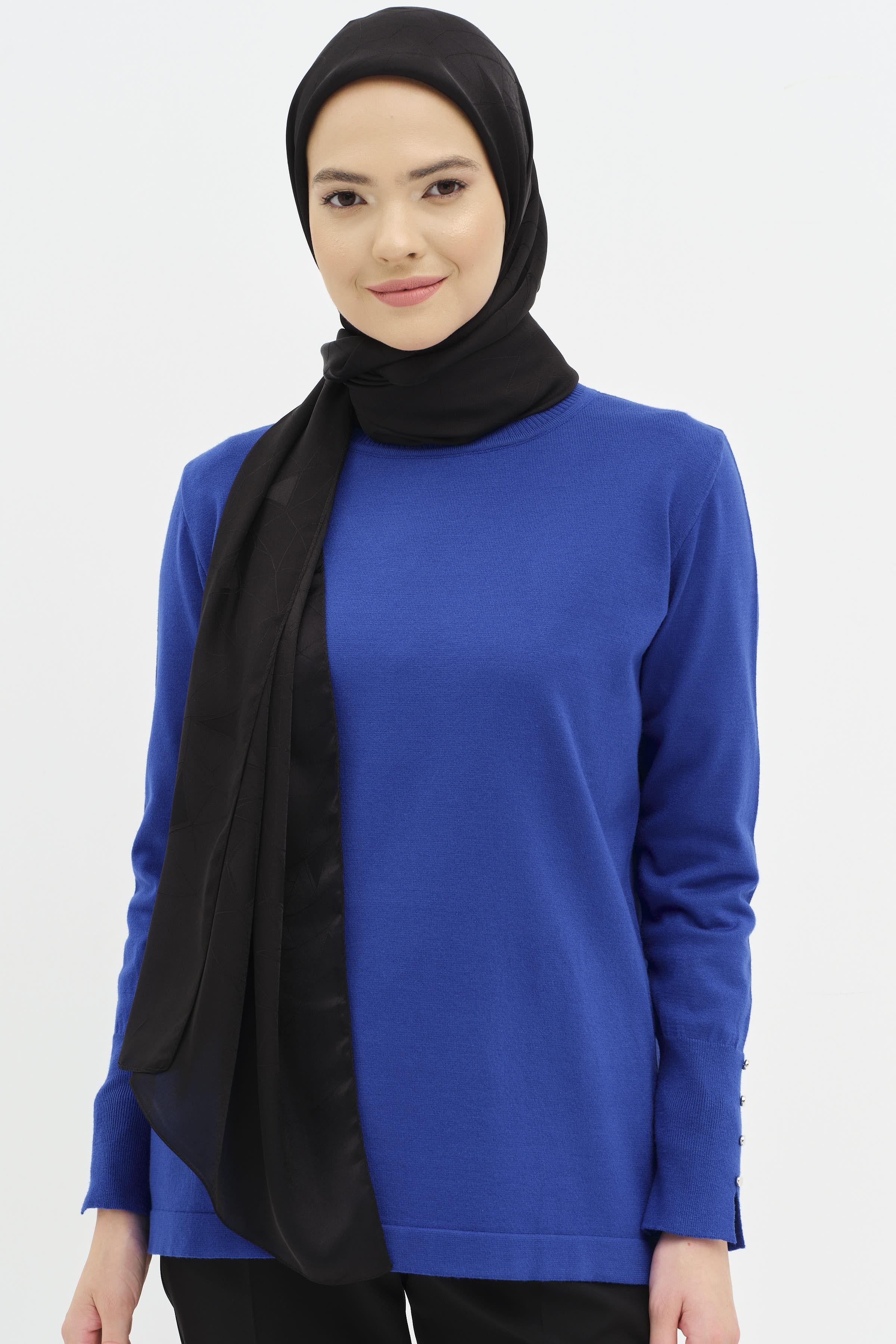 Kolları Düğme Detaylı Sıfır Yaka Kazak - Saks TUGBA