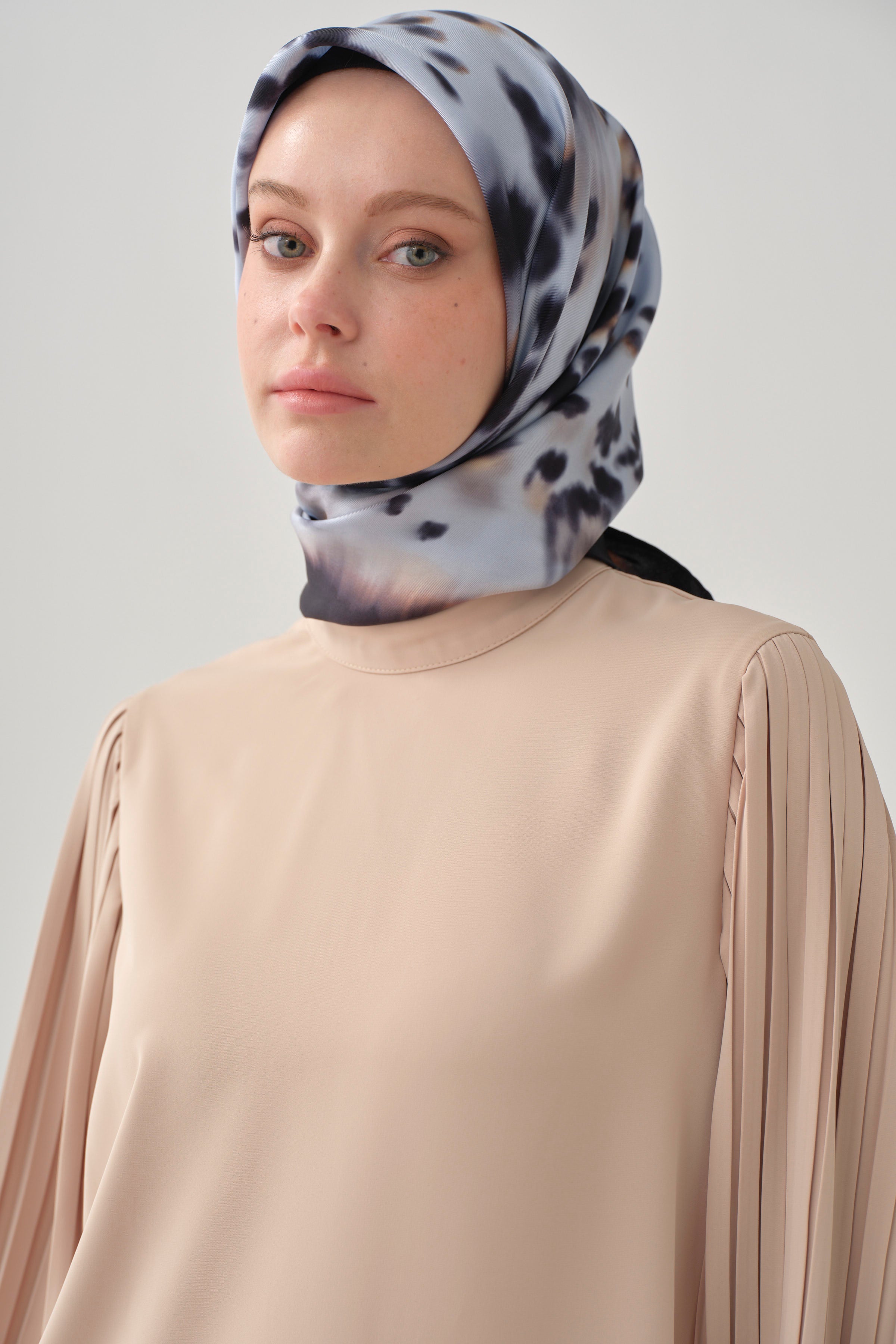 Kolları Pliseli Bluz - Ten TUGBA