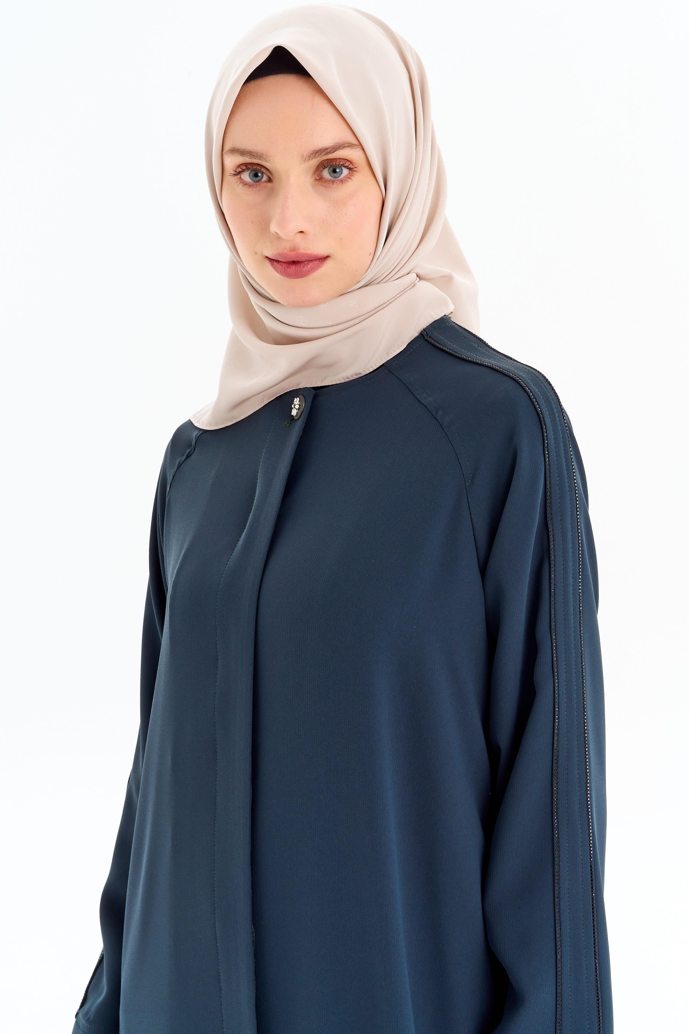 Kolları Taş Biyeli Ferace - Zümrüt TUGBA