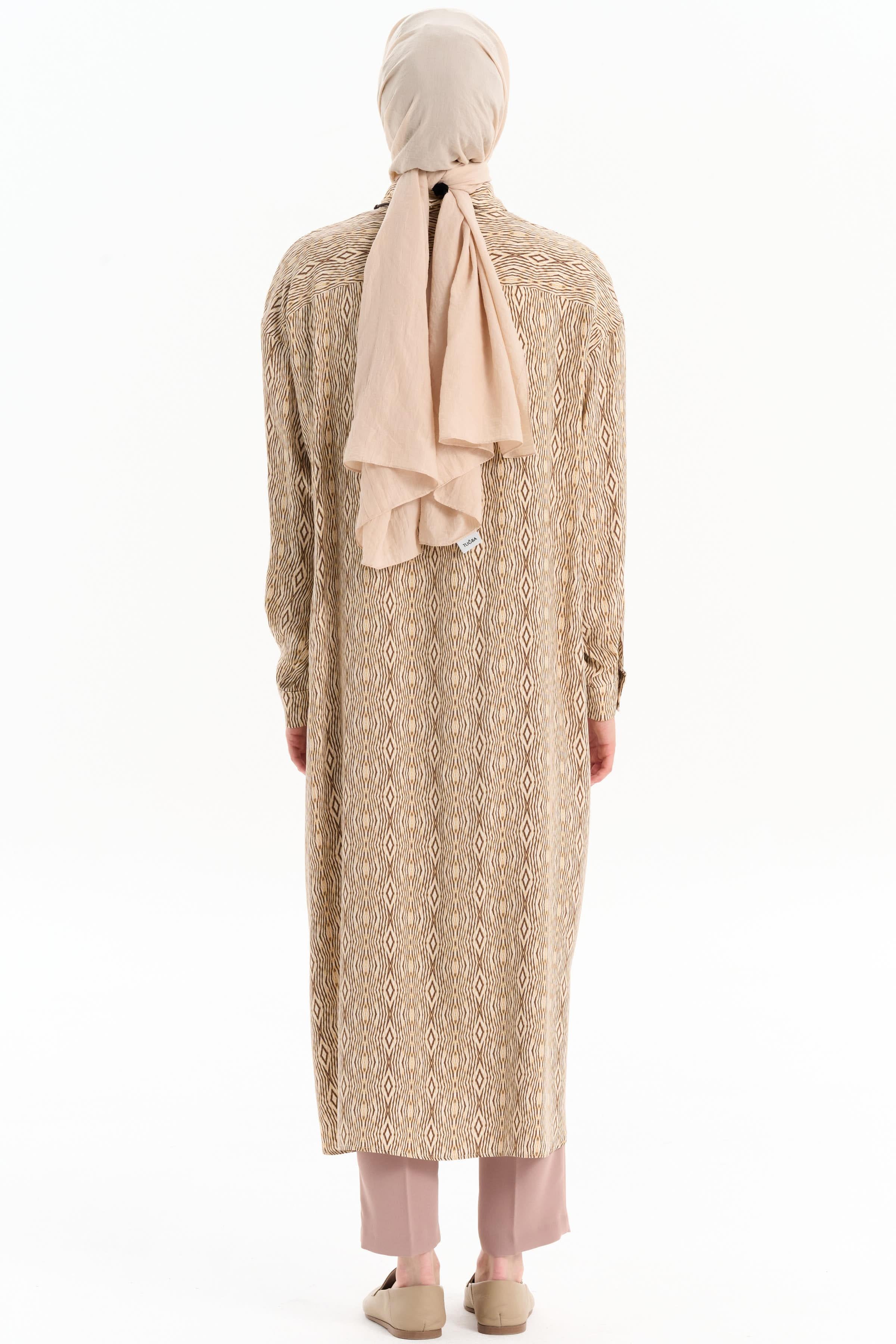 Kolye Detaylı Desenli Tunik - Camel TUGBA