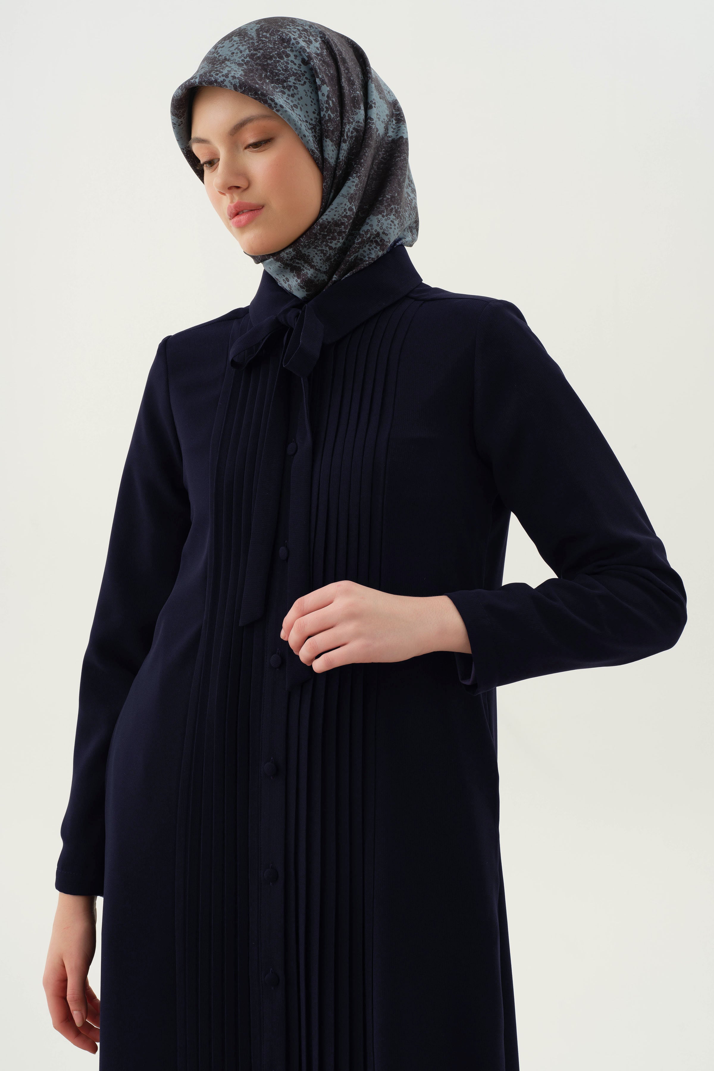 Kravat Yaka Piliseli Pardesü - Lacivert TUGBA