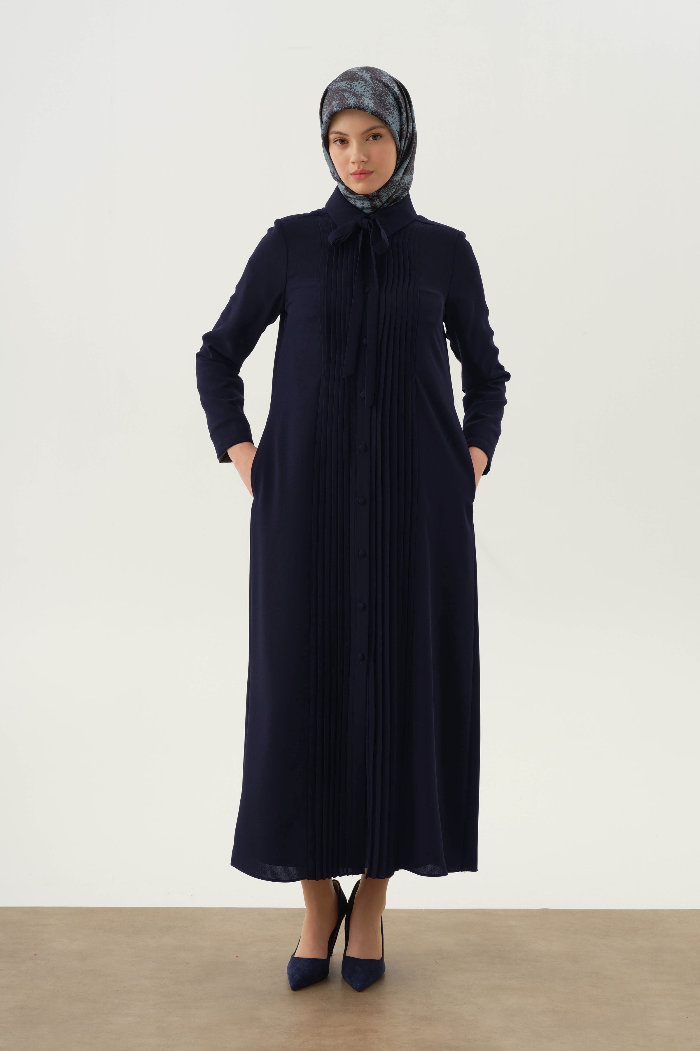 Kravat Yaka Piliseli Pardesü - Lacivert TUGBA