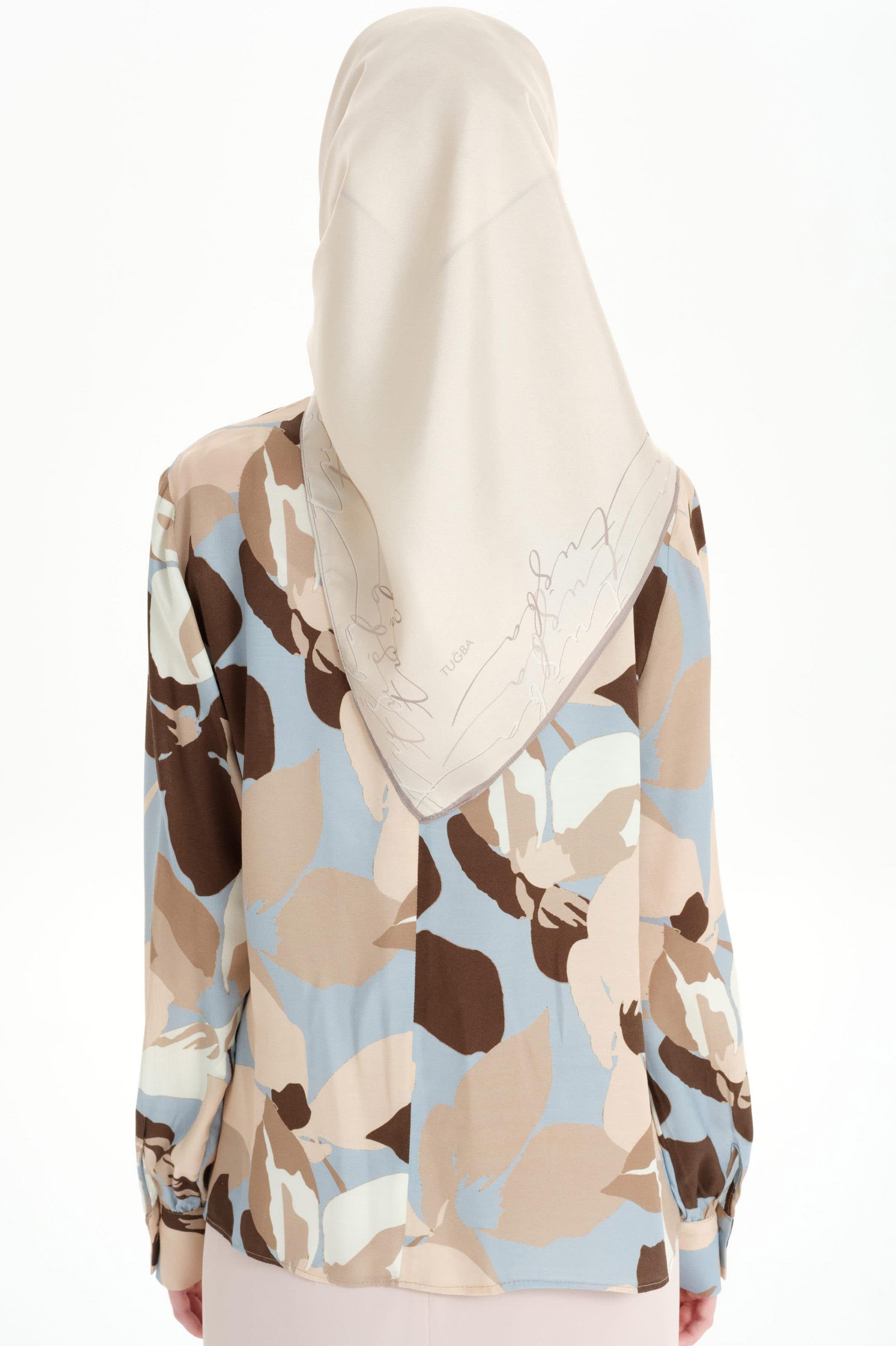 Kravat Yakalı Desenli Bluz - Mavi TUGBA