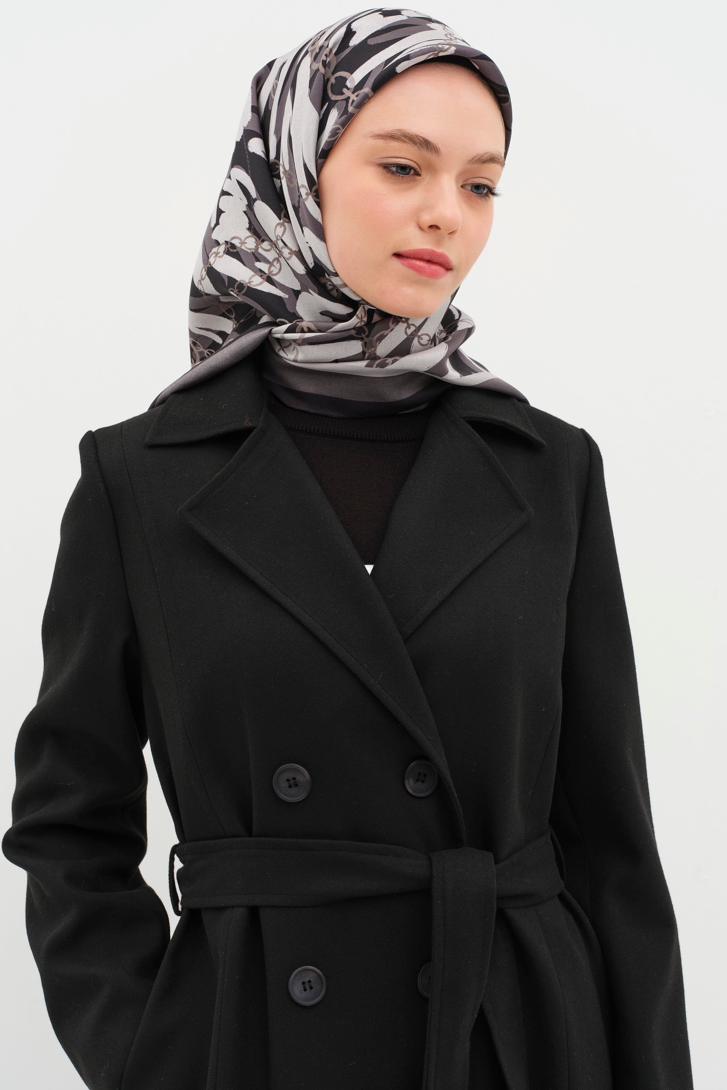 Kruvaze Beli Kuşaklı Manto - Siyah TUGBA