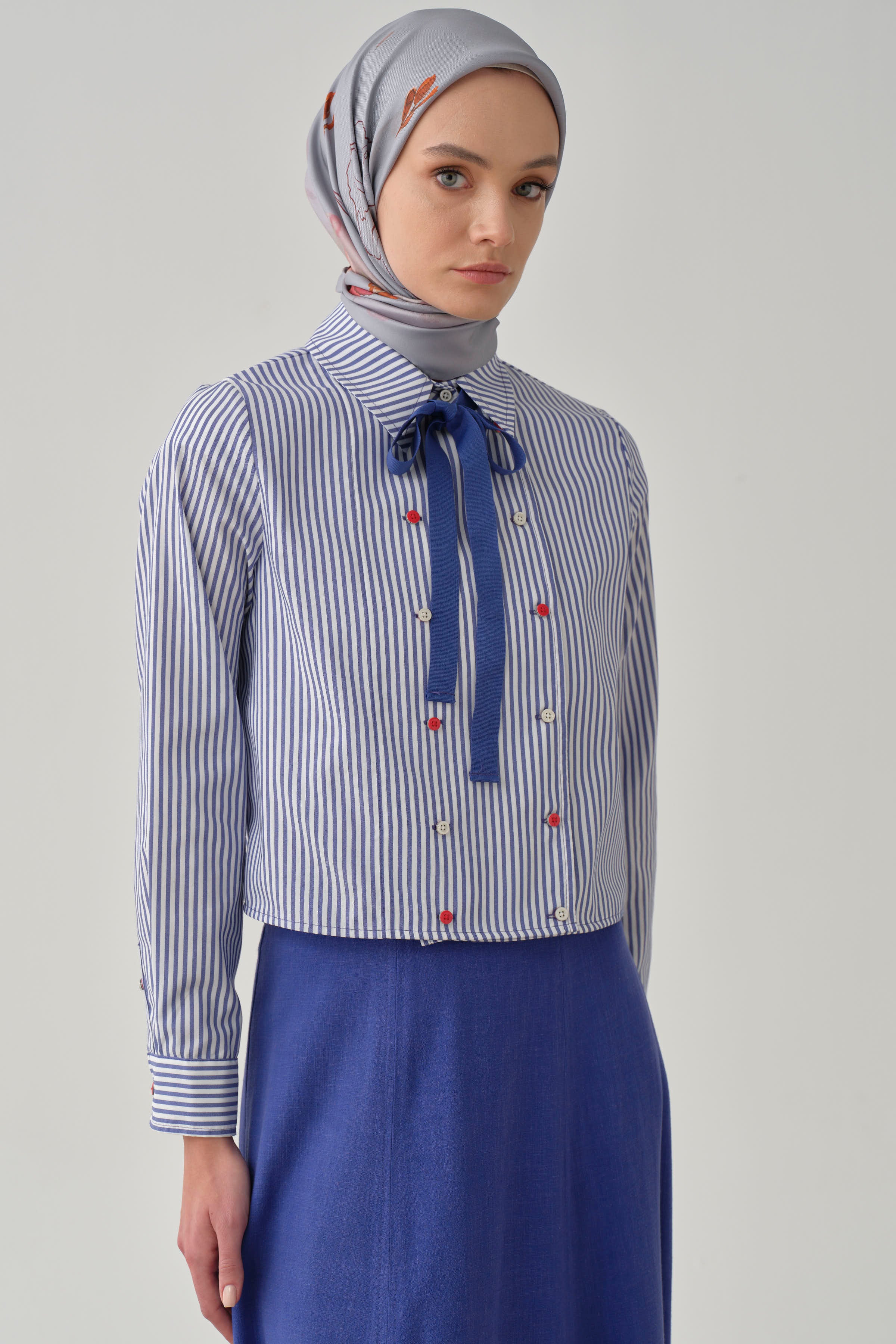 Kruvaze Çizgili Crop Gömlek - İndigo TUGBA