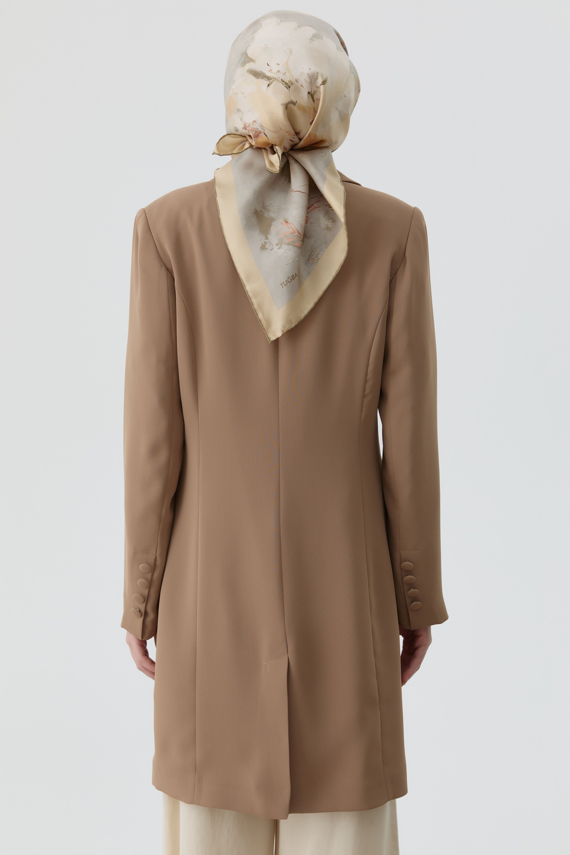 Kruvaze Düğmeli Uzun Basic Ceket - Camel TUGBA