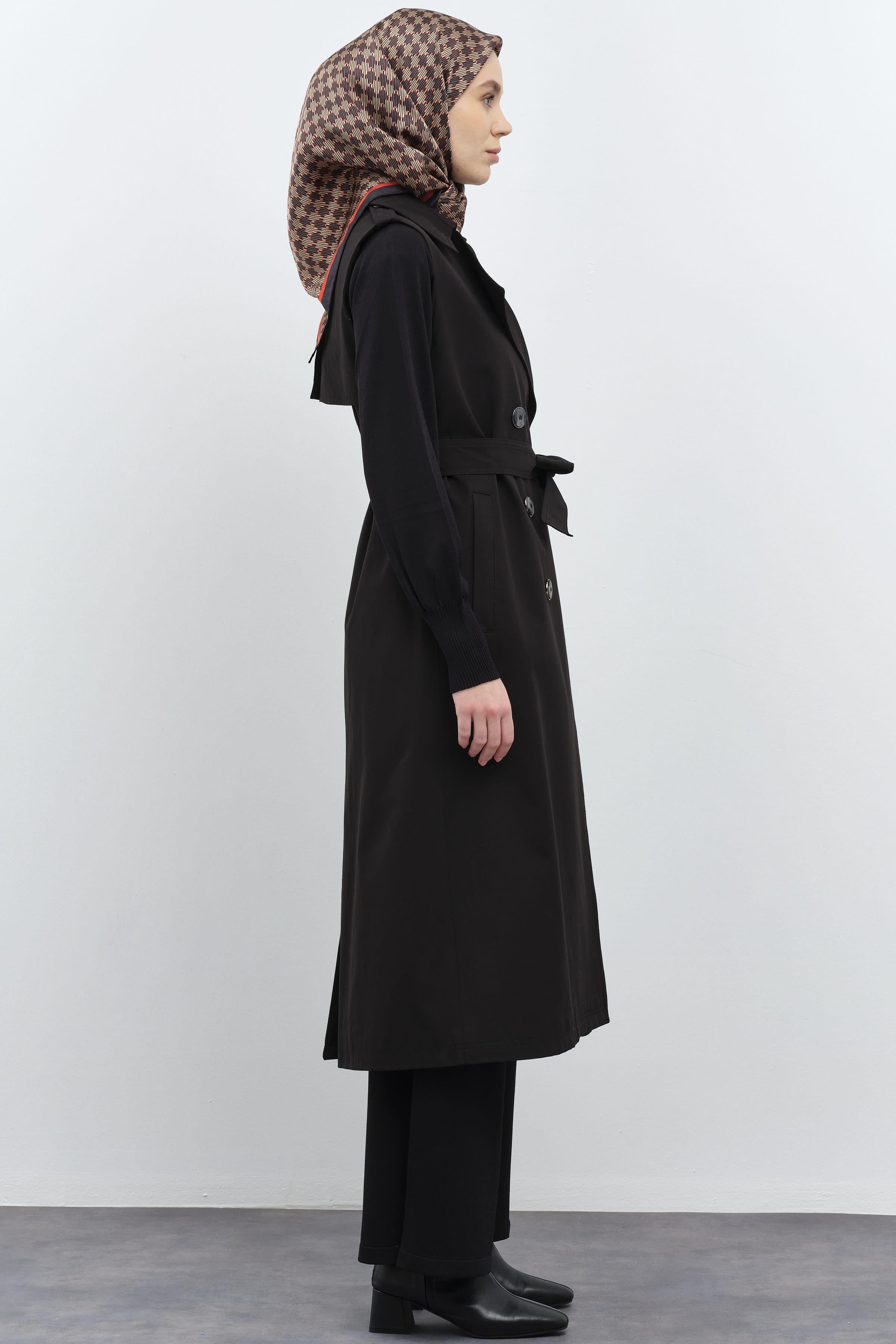 Kruvaze Düğmeli Uzun Yelek - Siyah TUGBA