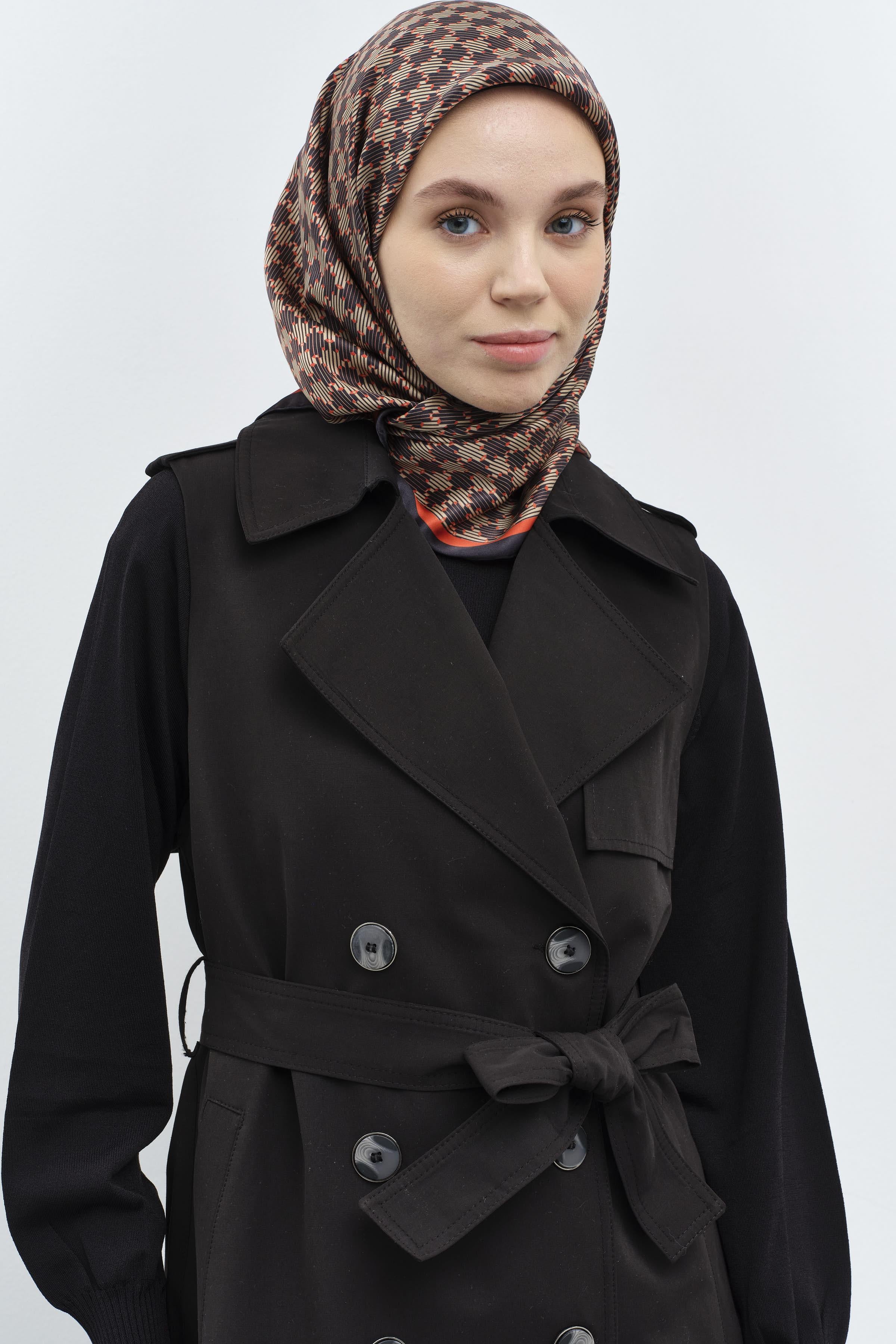 Kruvaze Düğmeli Uzun Yelek - Siyah TUGBA