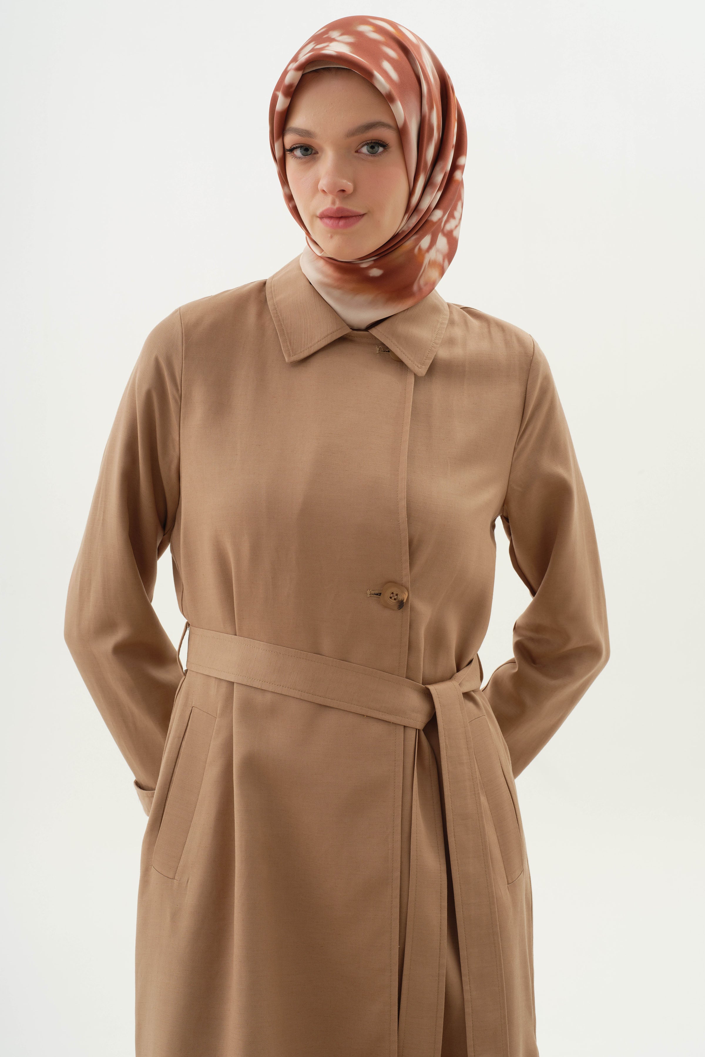 Kruvaze Polo Yakalı Trençkot - Bej TUGBA