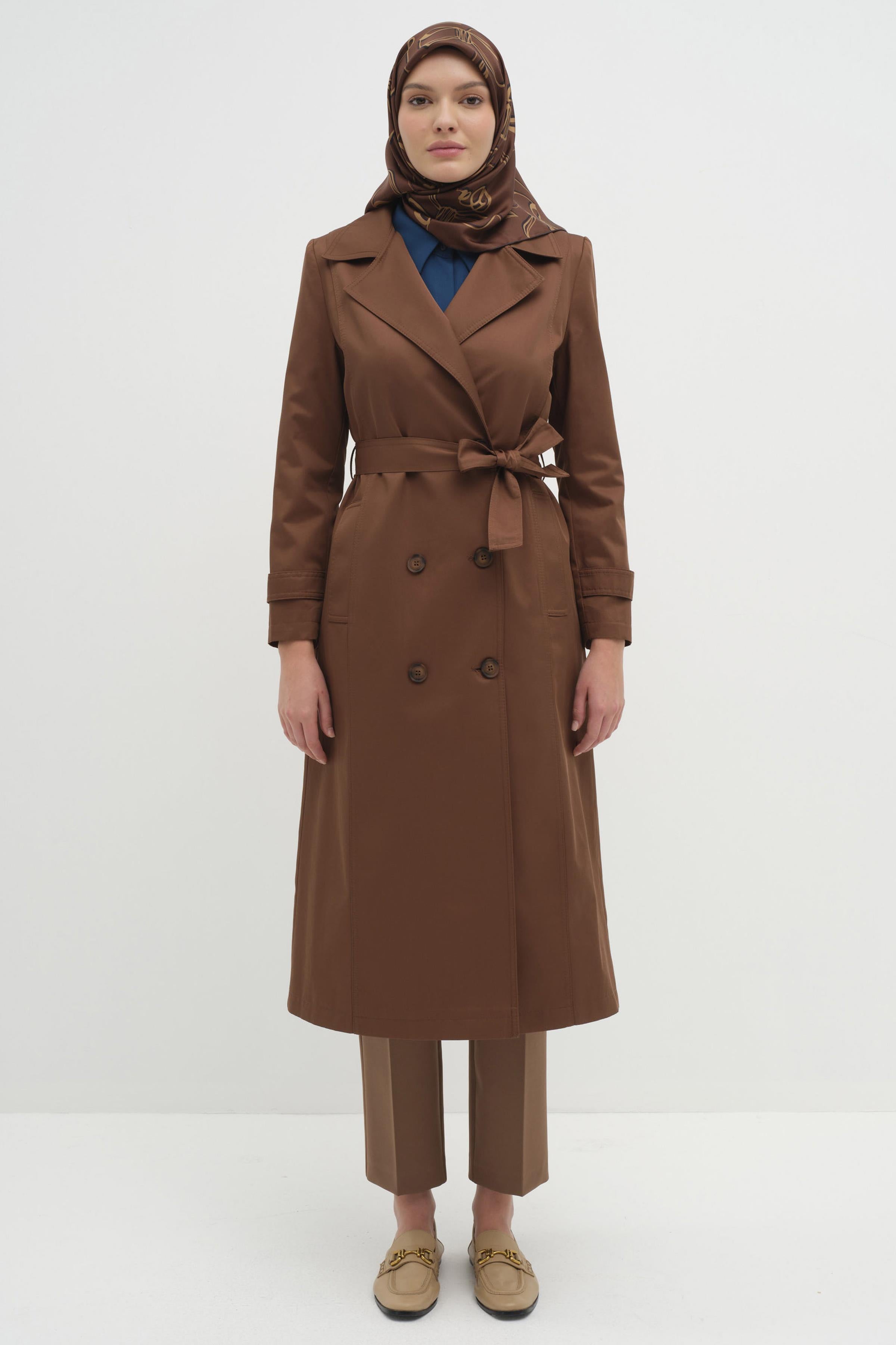 Kruvaze Yaka Düğme Detaylı Trenç - Kahve TUGBA
