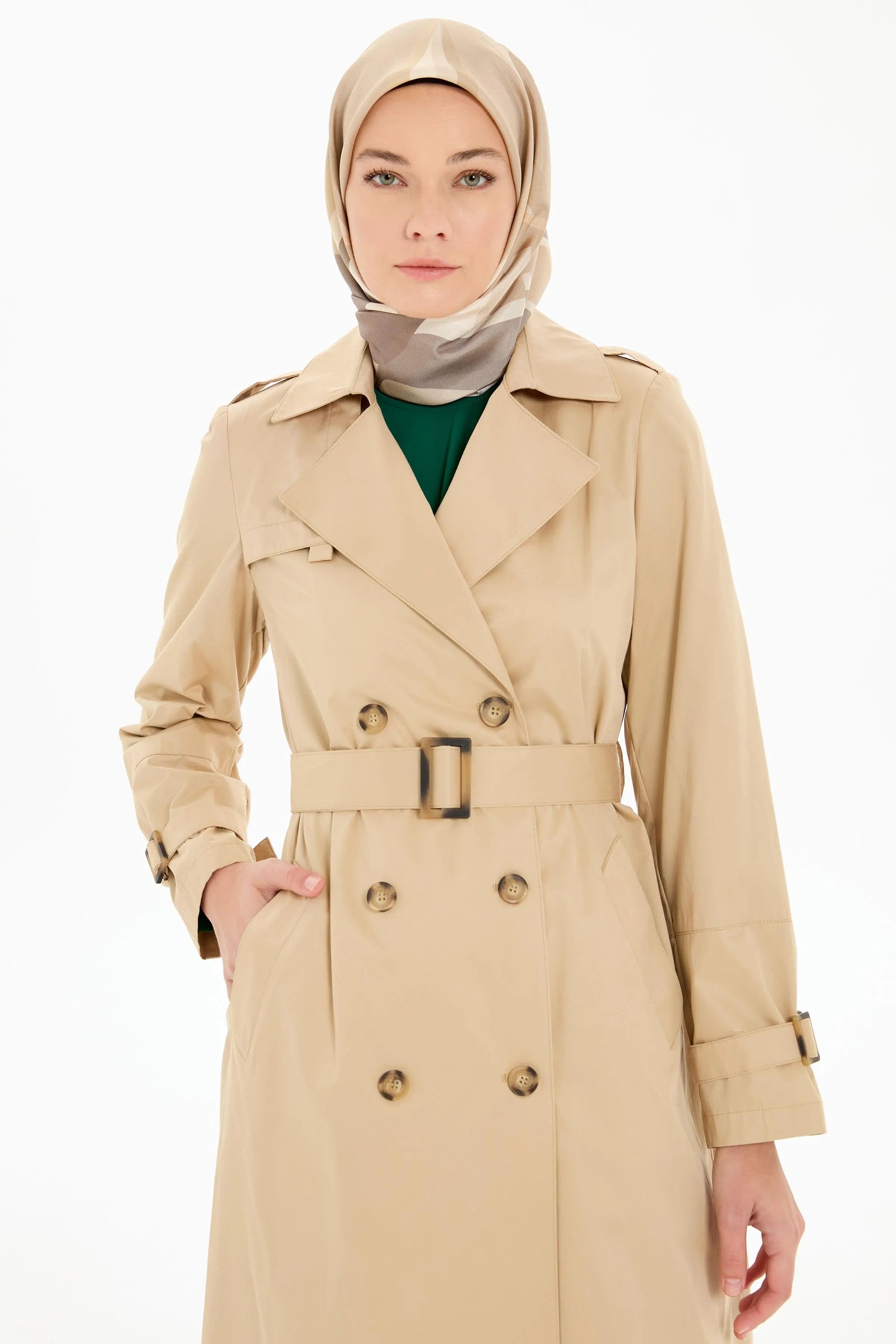 Kruvaze Yaka Kemerli Klasik Trençkot - Bej TUGBA