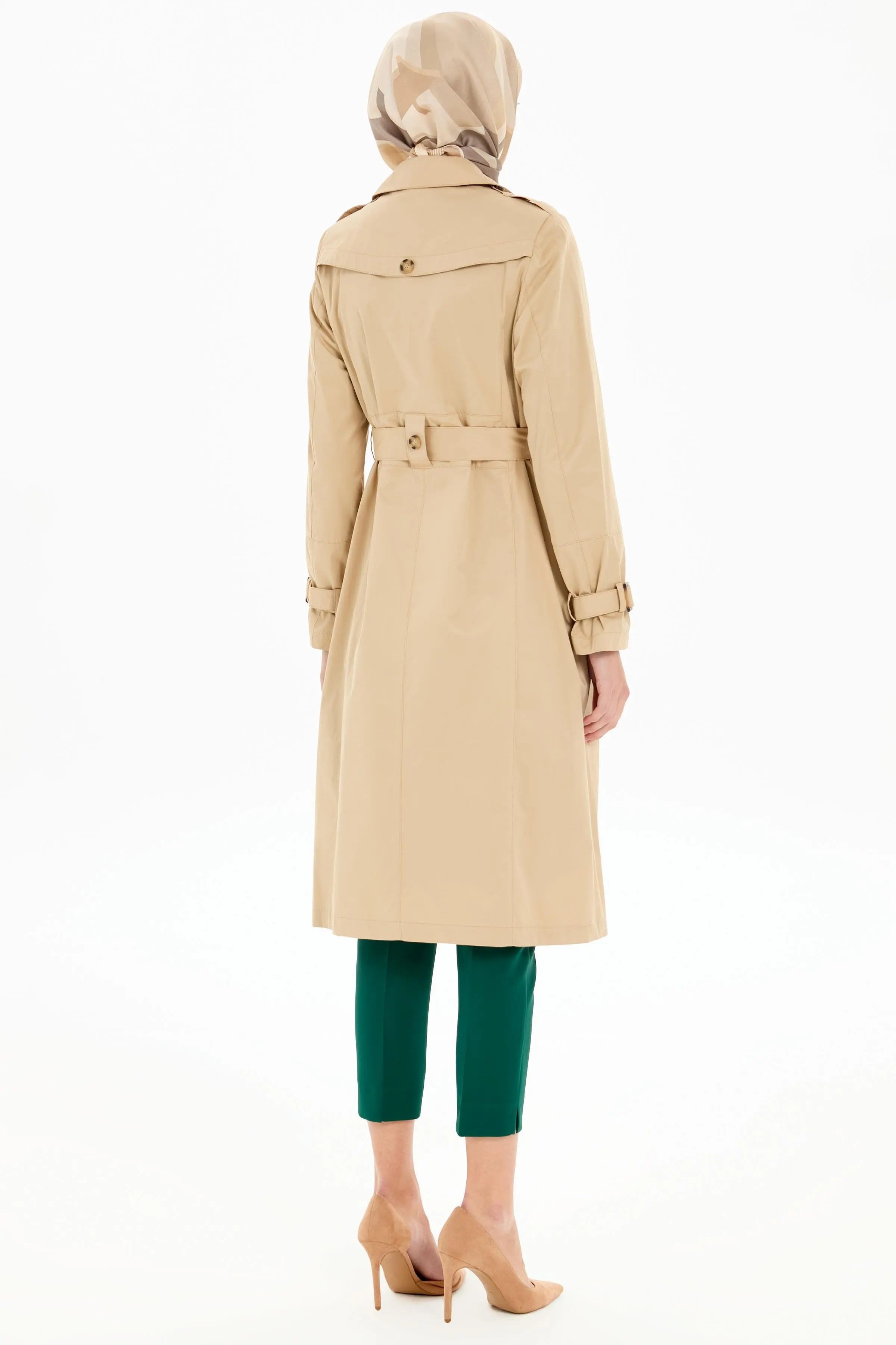 Kruvaze Yaka Kemerli Klasik Trençkot - Bej TUGBA