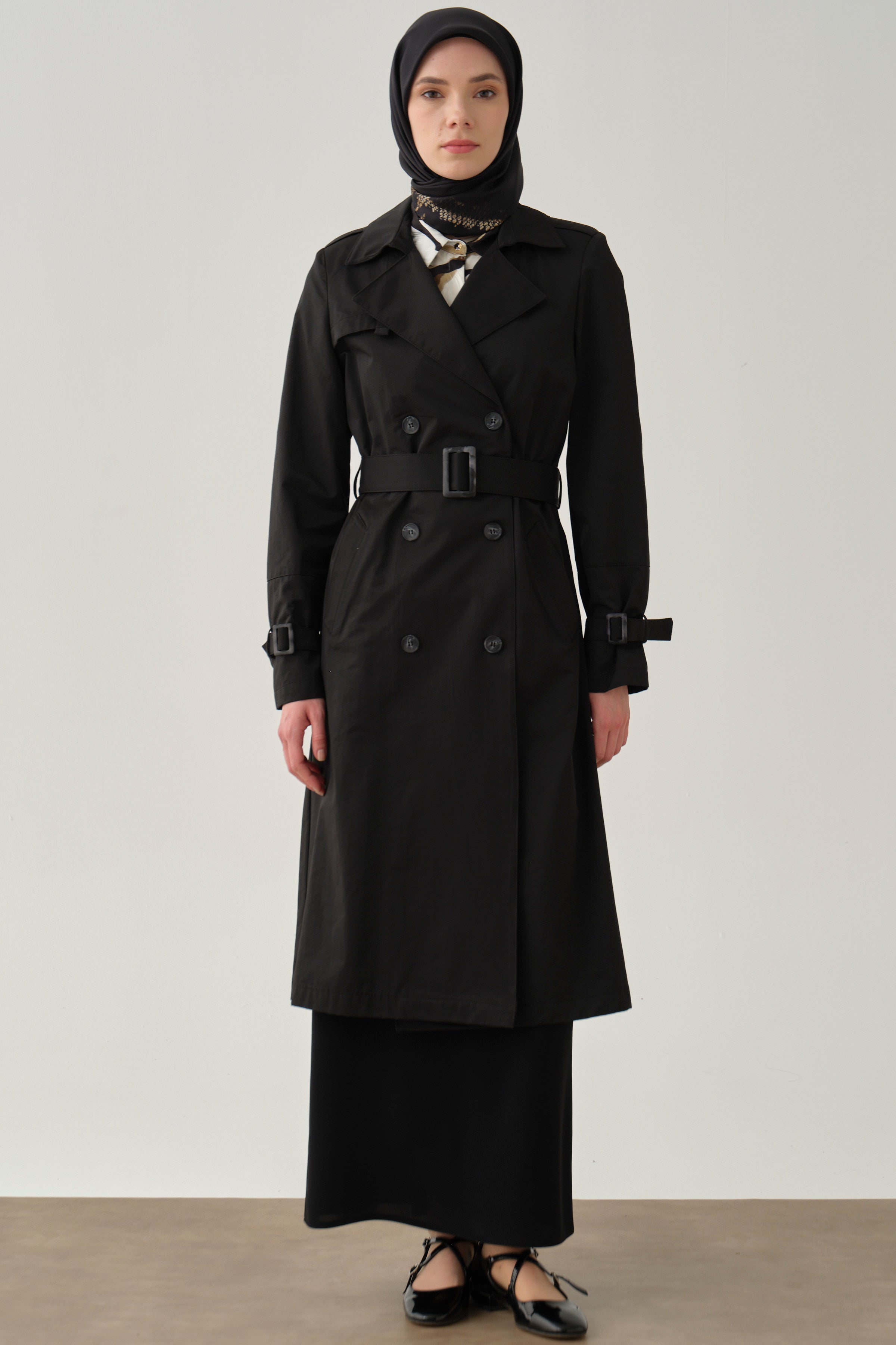 Kruvaze Yaka Kemerli Klasik Trençkot - Siyah TUGBA