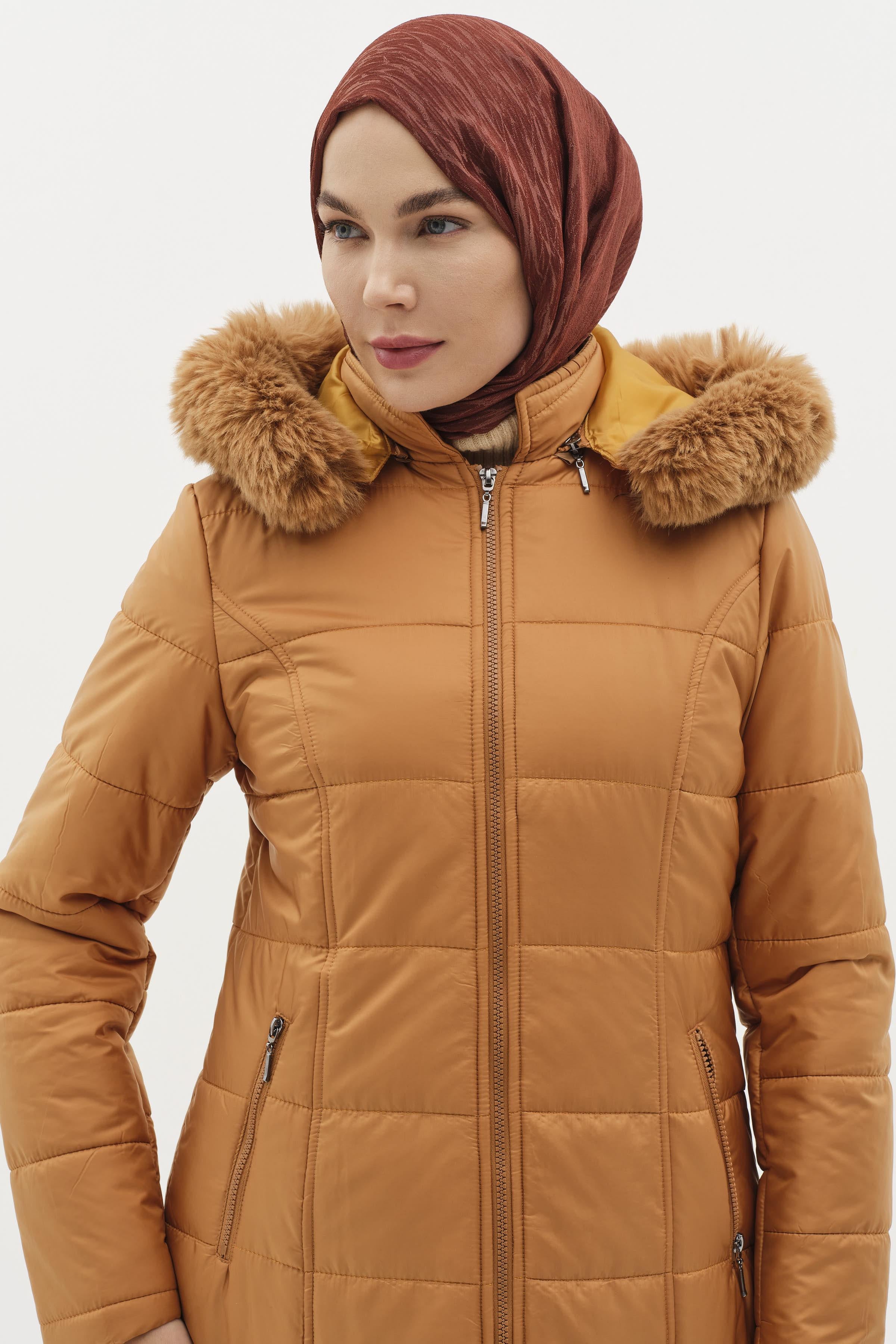 Kürk Kapüşonlu Şişme Manto - Camel TUGBA