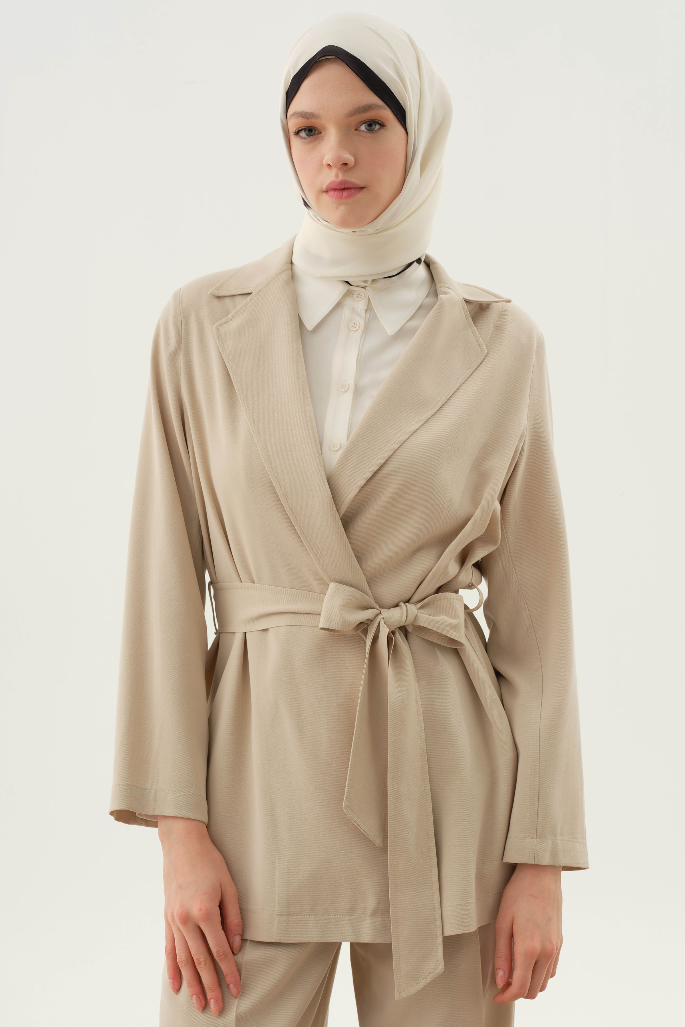 Kuşaklı Blazer Ceket - Bej TUGBA