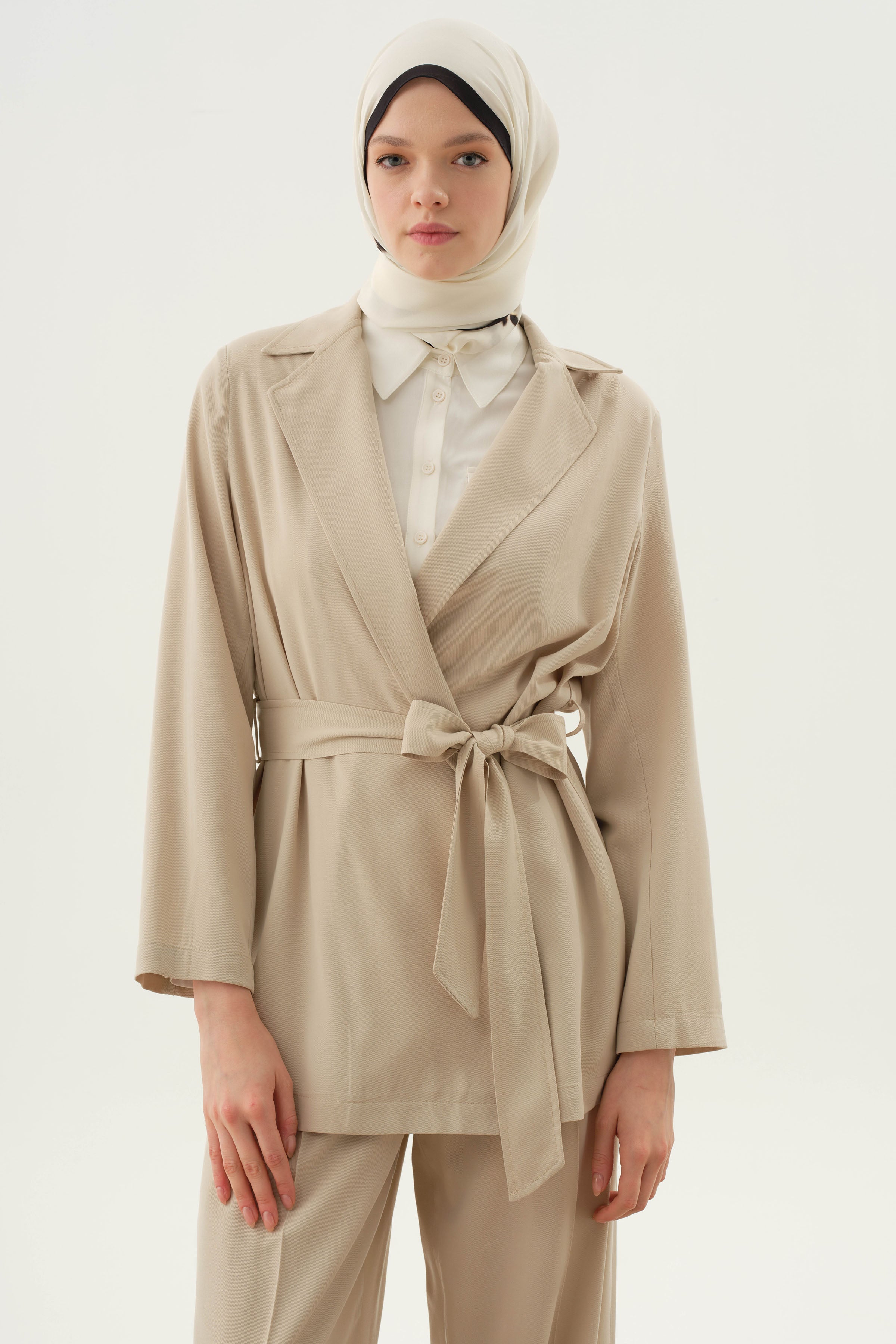 Kuşaklı Blazer Ceket - Bej TUGBA