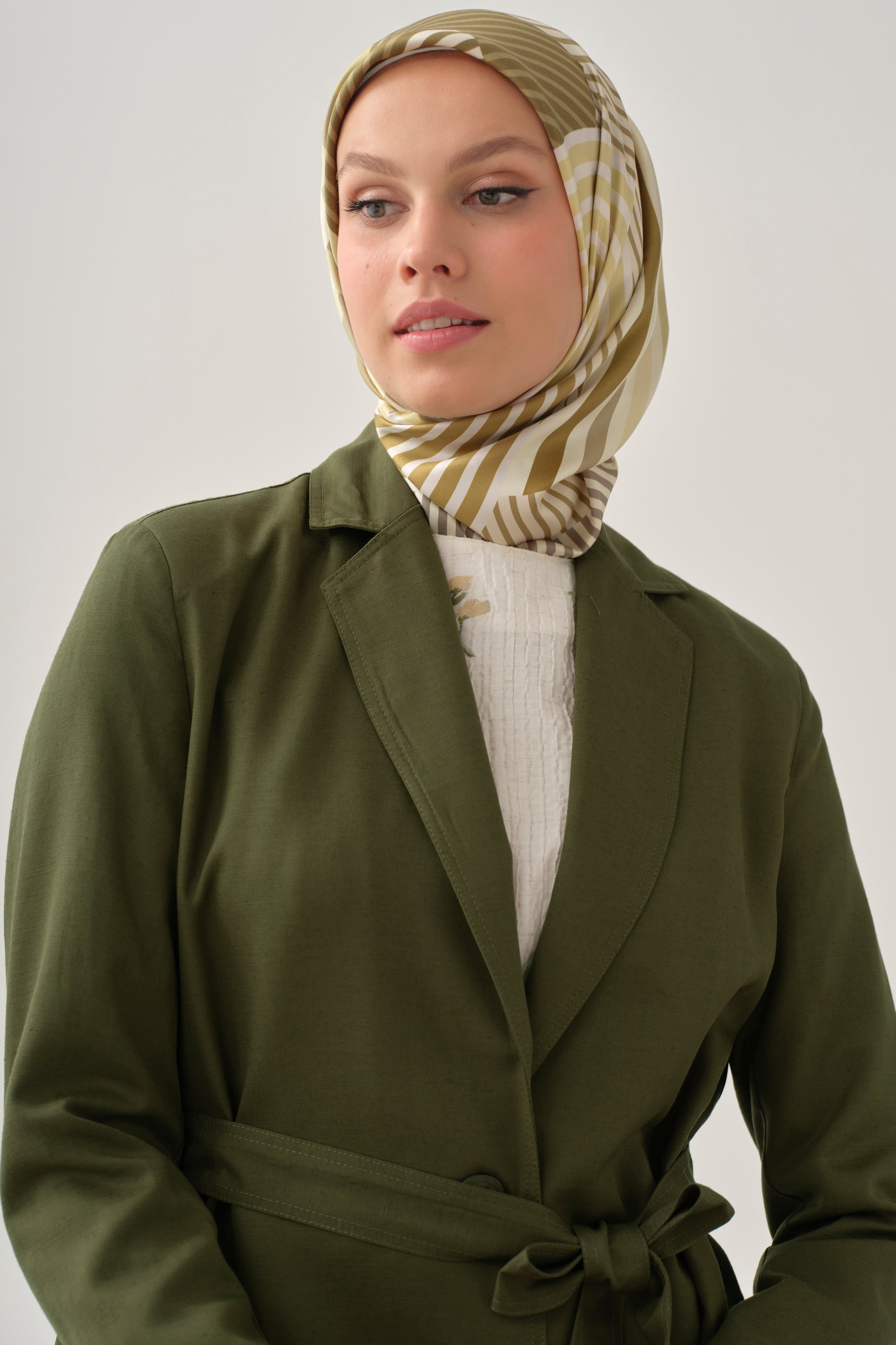 Kuşaklı Blazer Ceket - Haki TUGBA