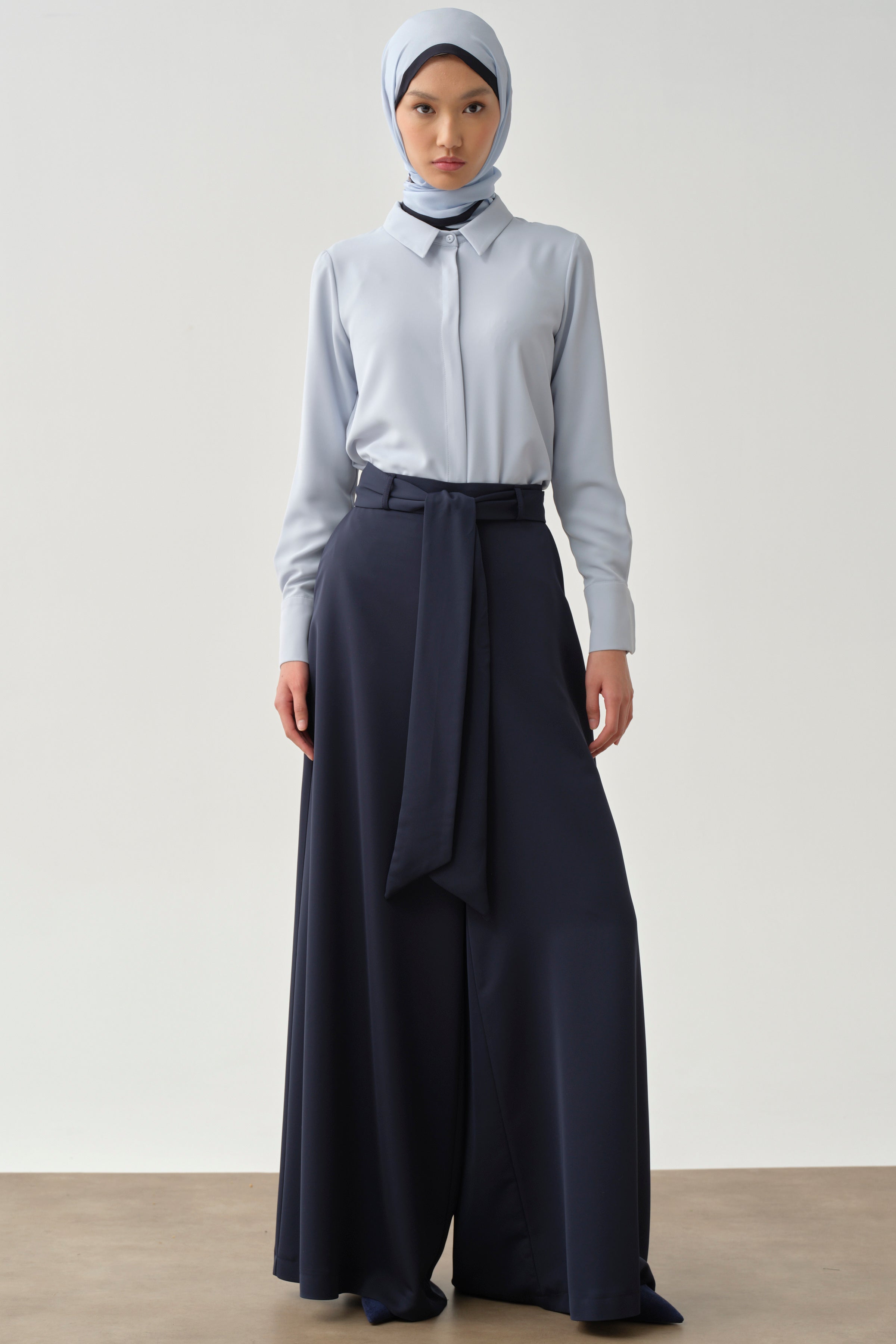 Kuşaklı Pantolon - Lacivert TUGBA