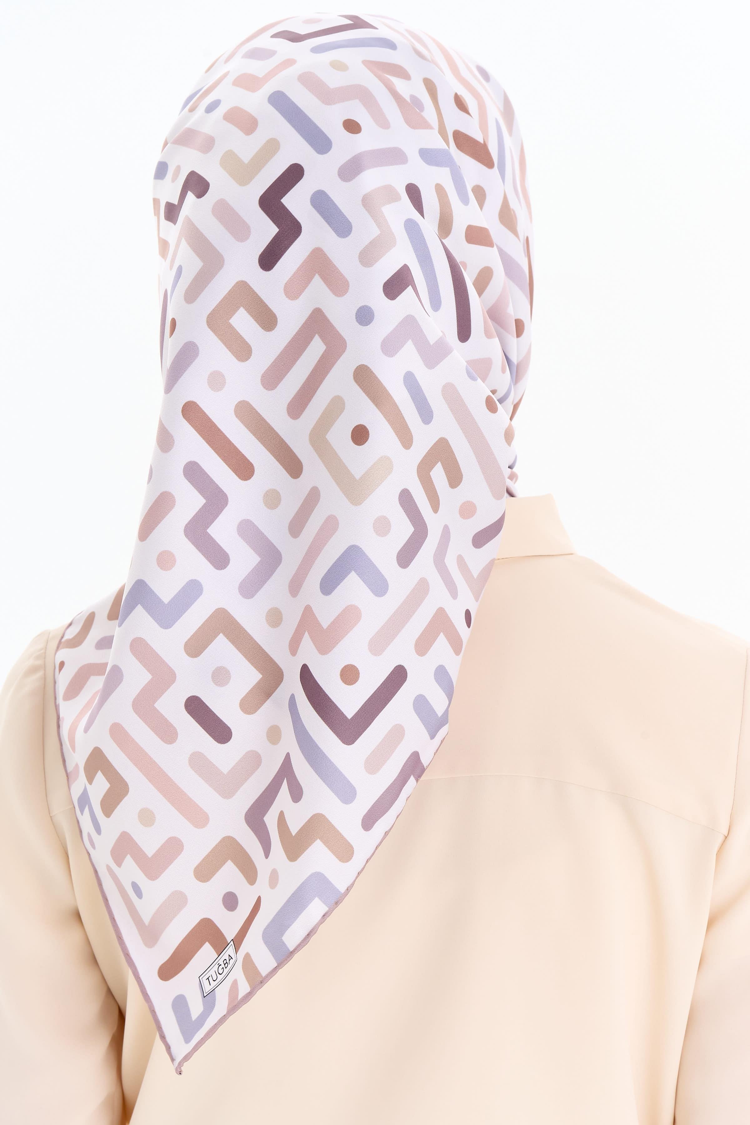 Labirent Desenli Stil Eşarp - Bej TUGBA