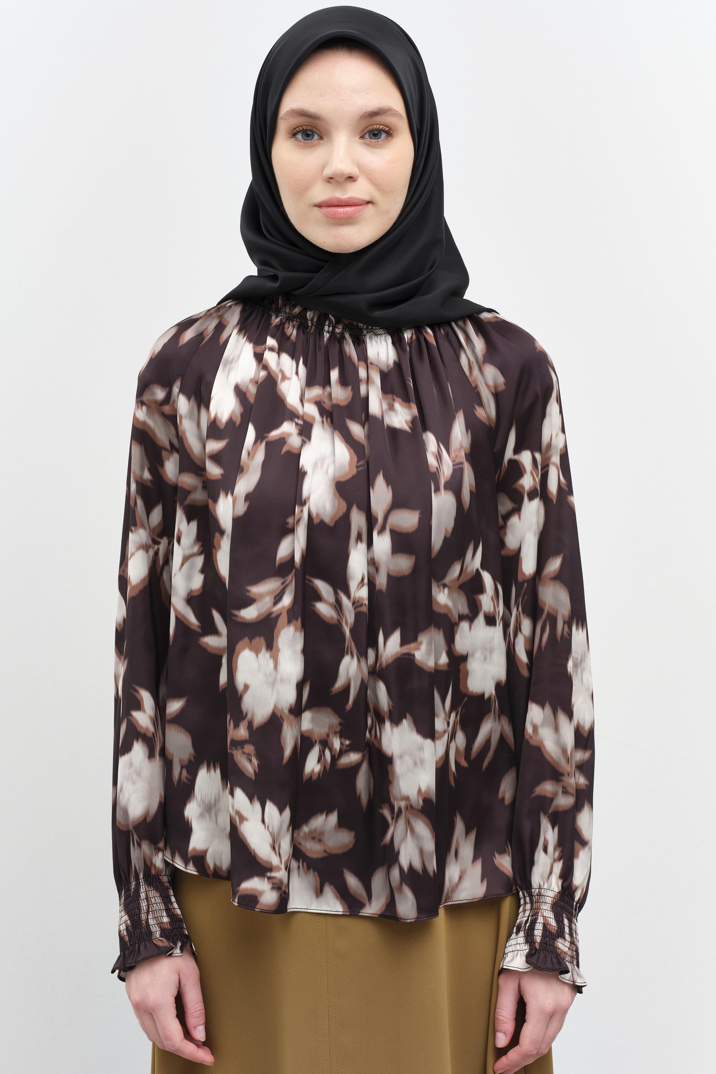 Lastik Büzgü Detaylı Desenli Bluz - Olive TUGBA