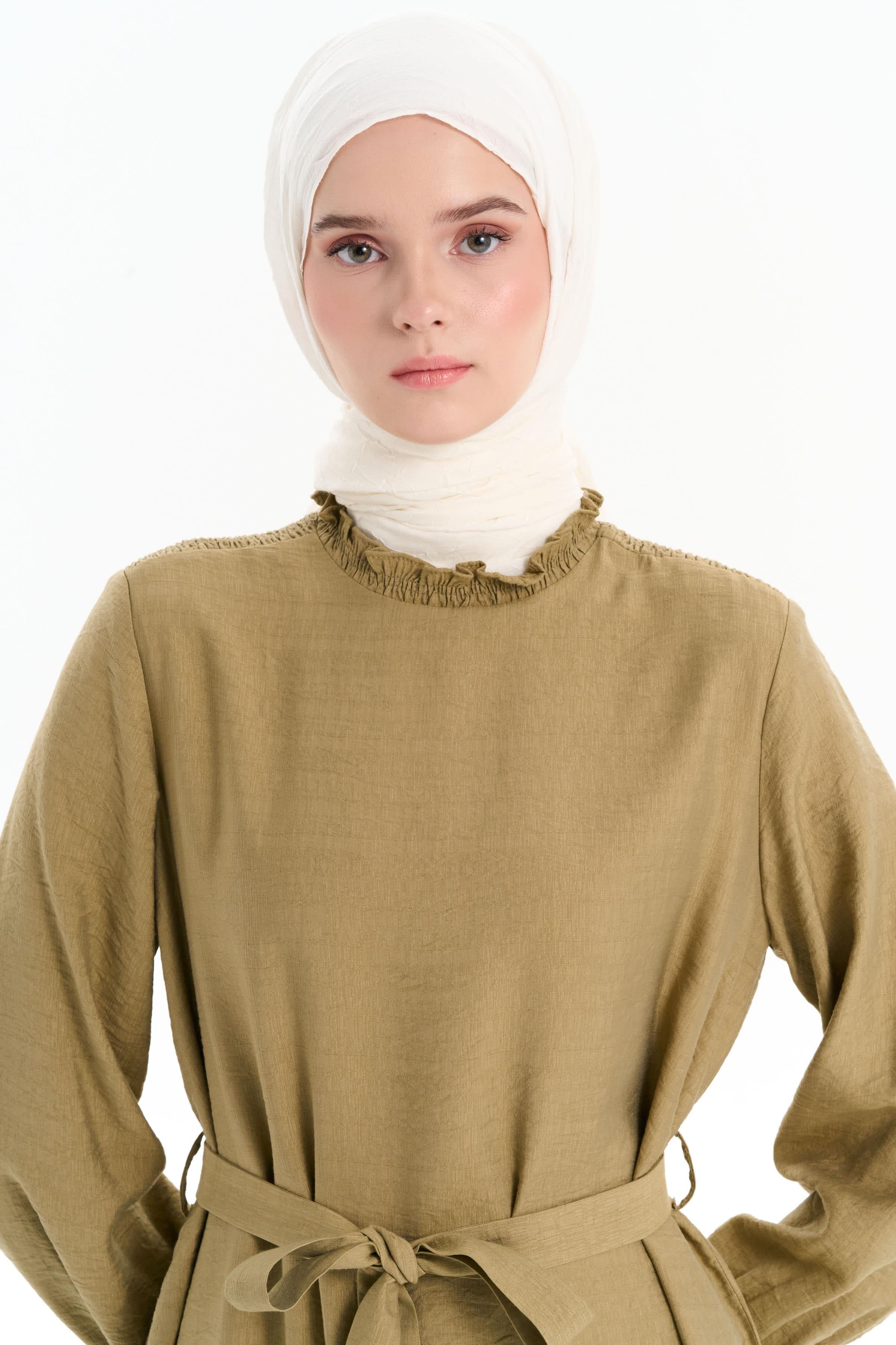 Lastik Detaylı Kuşaklı Elbise - Olive TUGBA