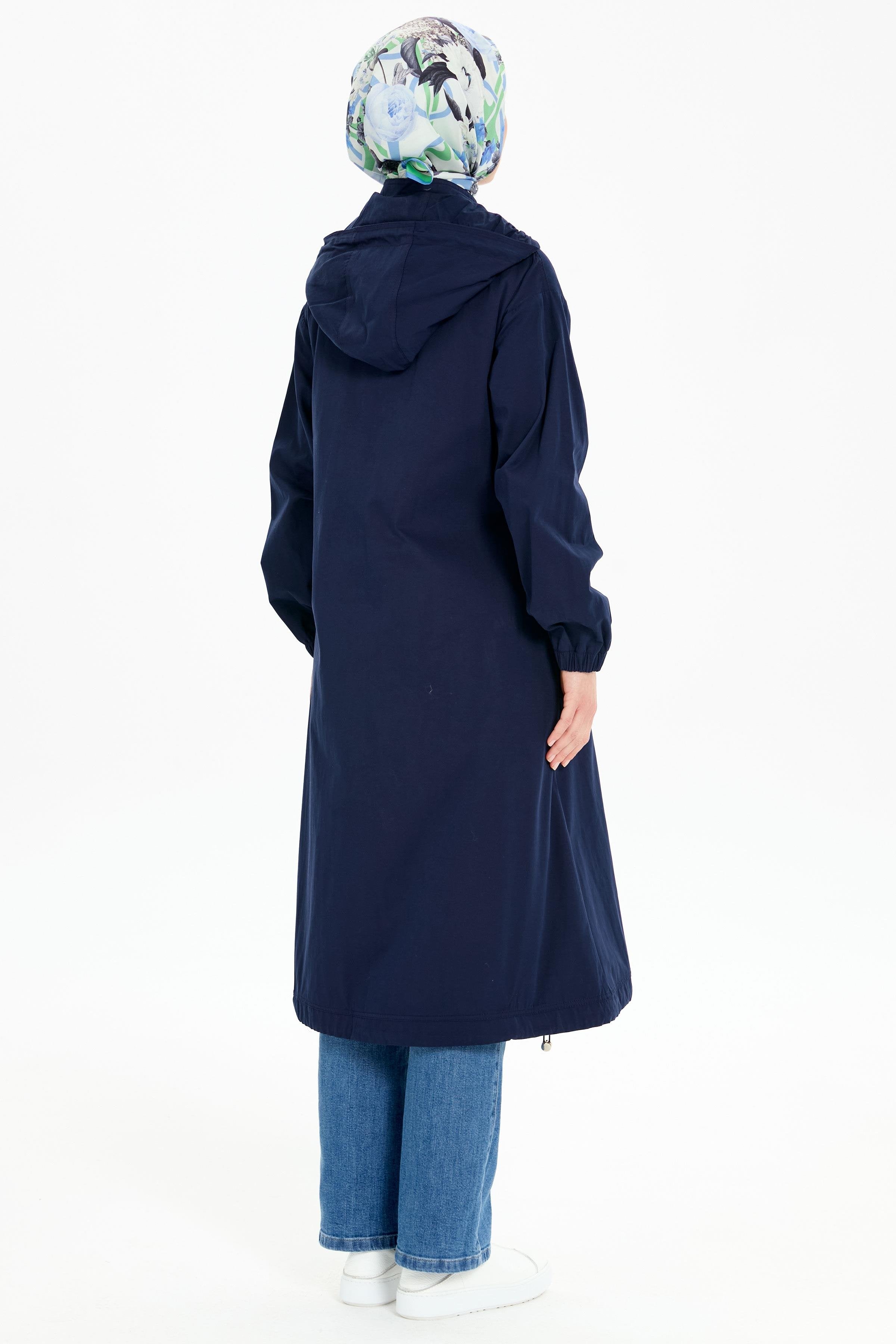 Lastik Detaylı Yağmurluk - Lacivert TUGBA