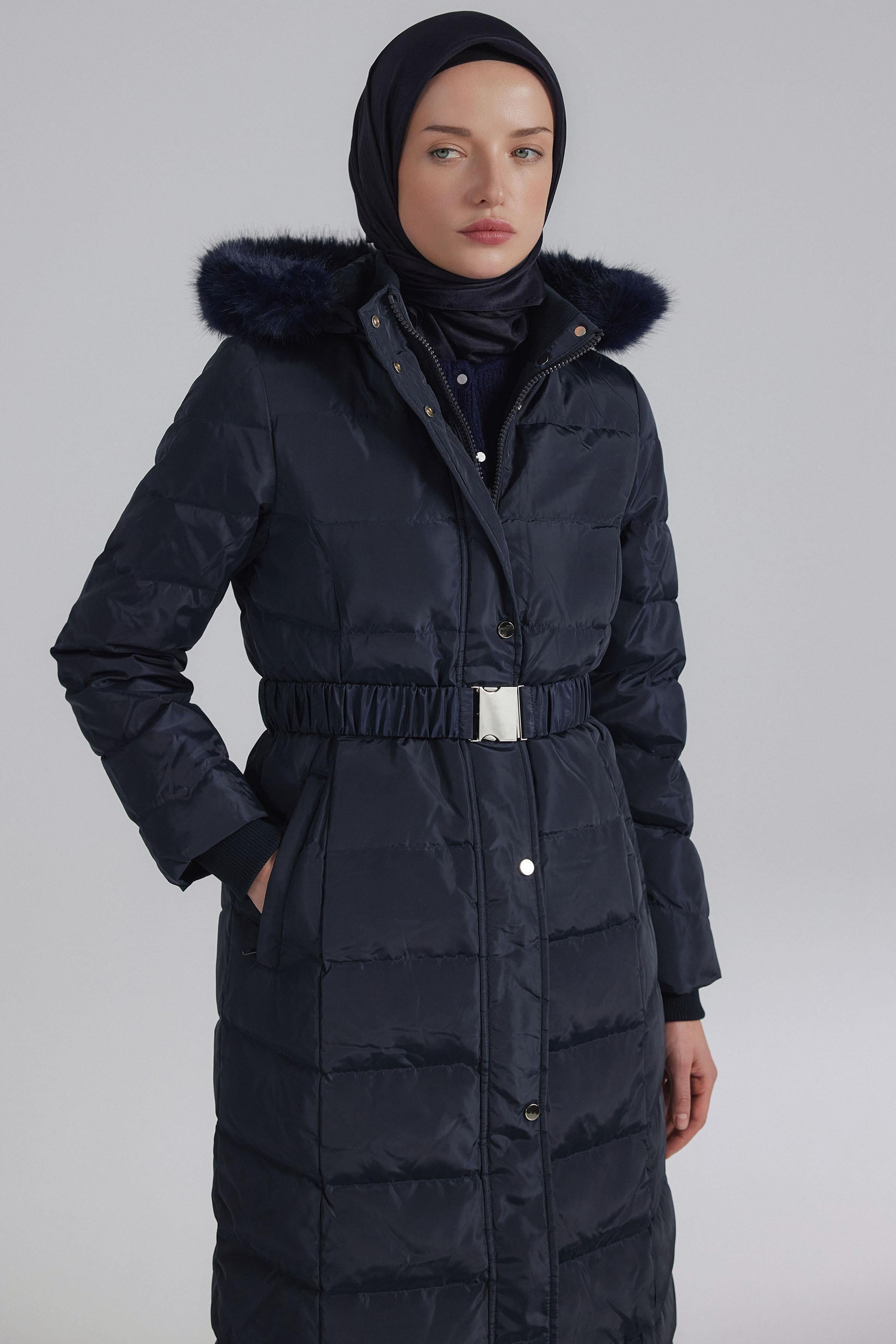 Lastik Kemerli Kaz Tüyü Manto - Lacivert TUGBA