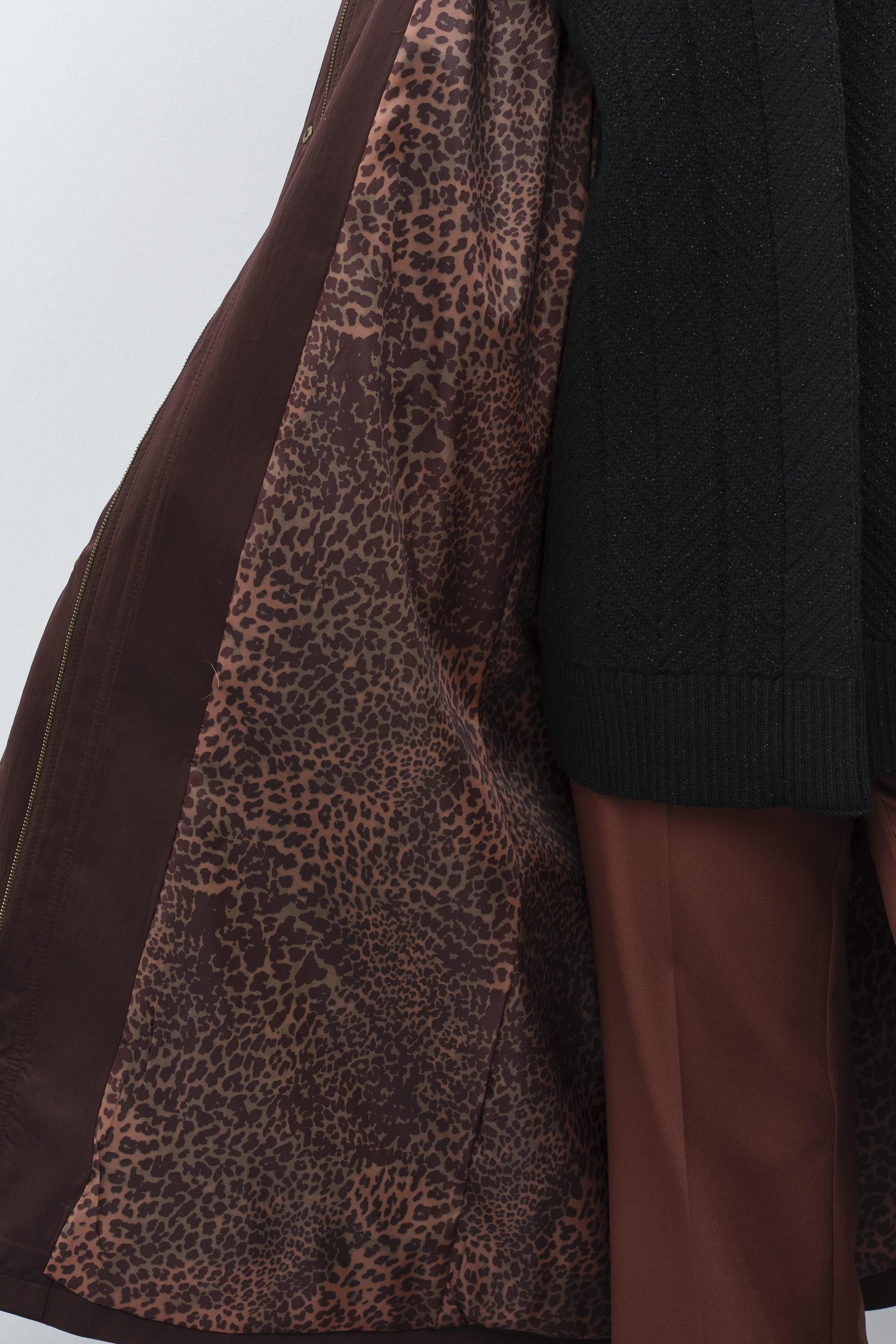 Leopar Astar Detaylı Kapüşonlu Trençkot - Kahve TUGBA