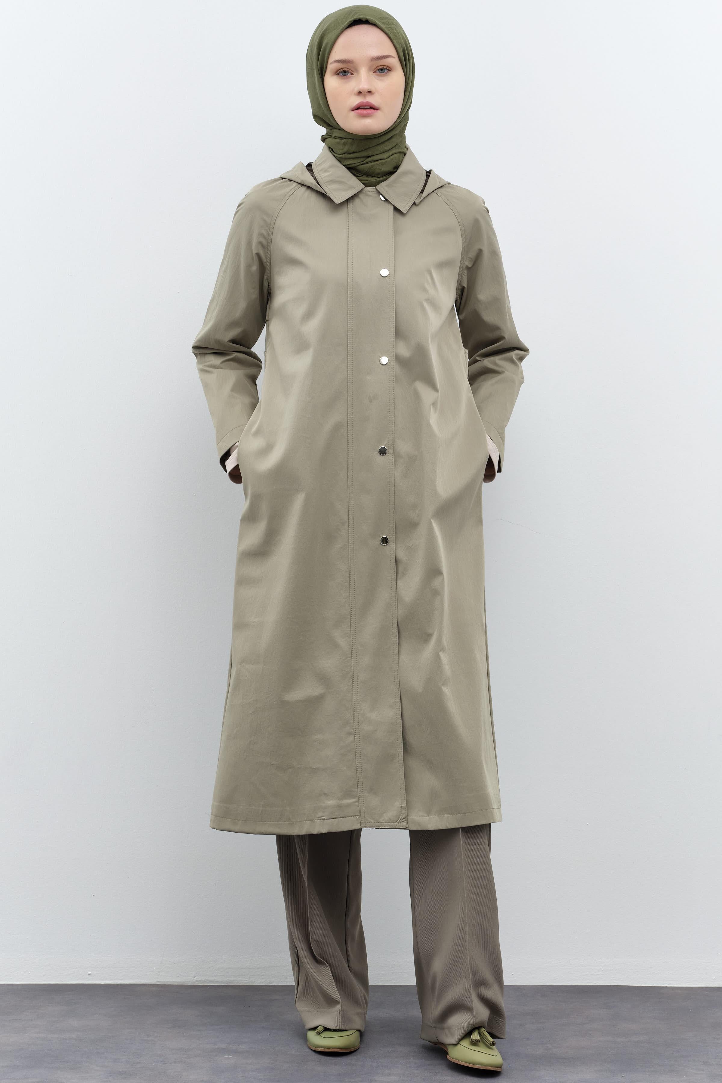 Leopar Astar Detaylı Kapüşonlu Trençkot - Mint TUGBA