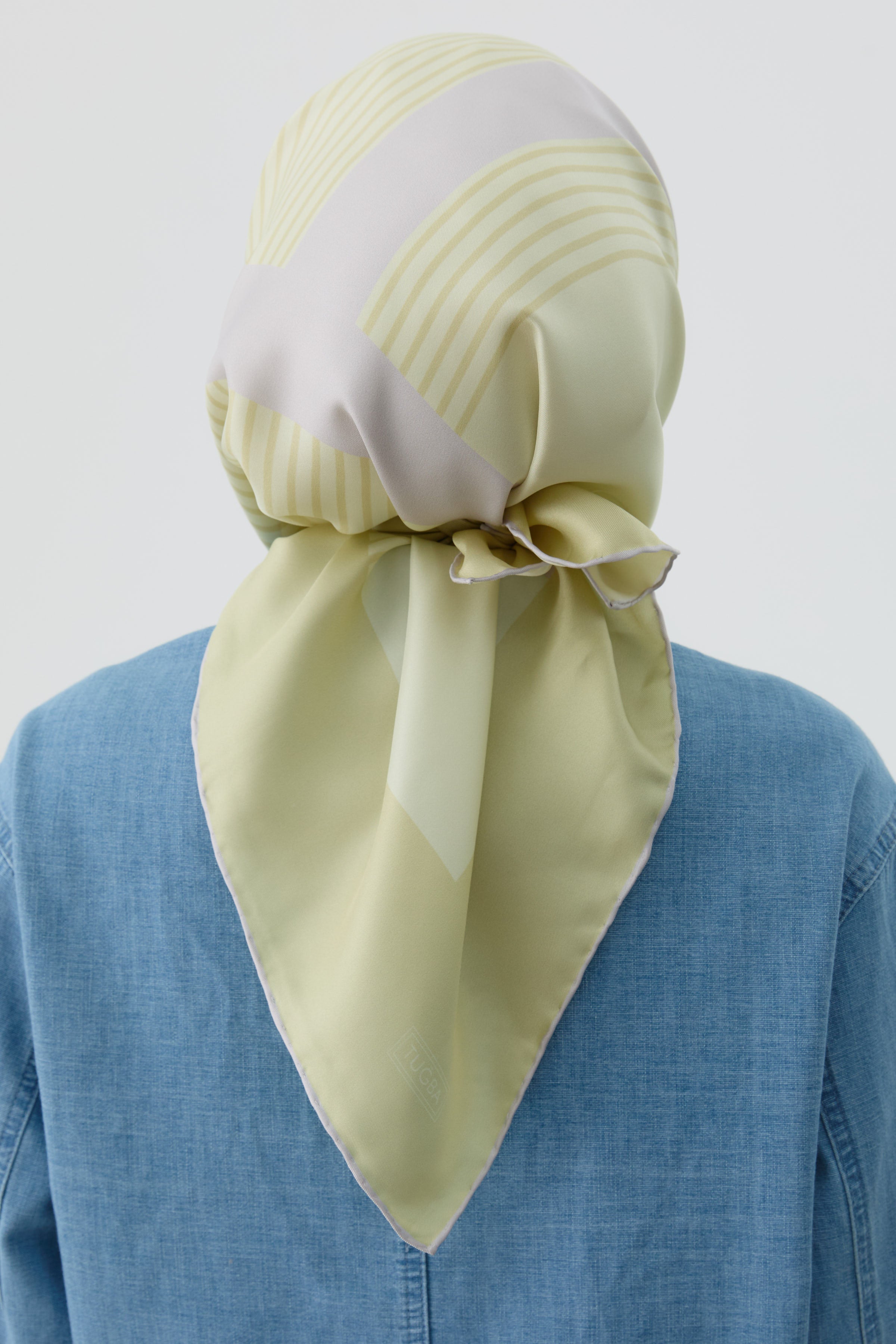 Mana Twill İpek Eşarp - Açık Yeşil TUGBA