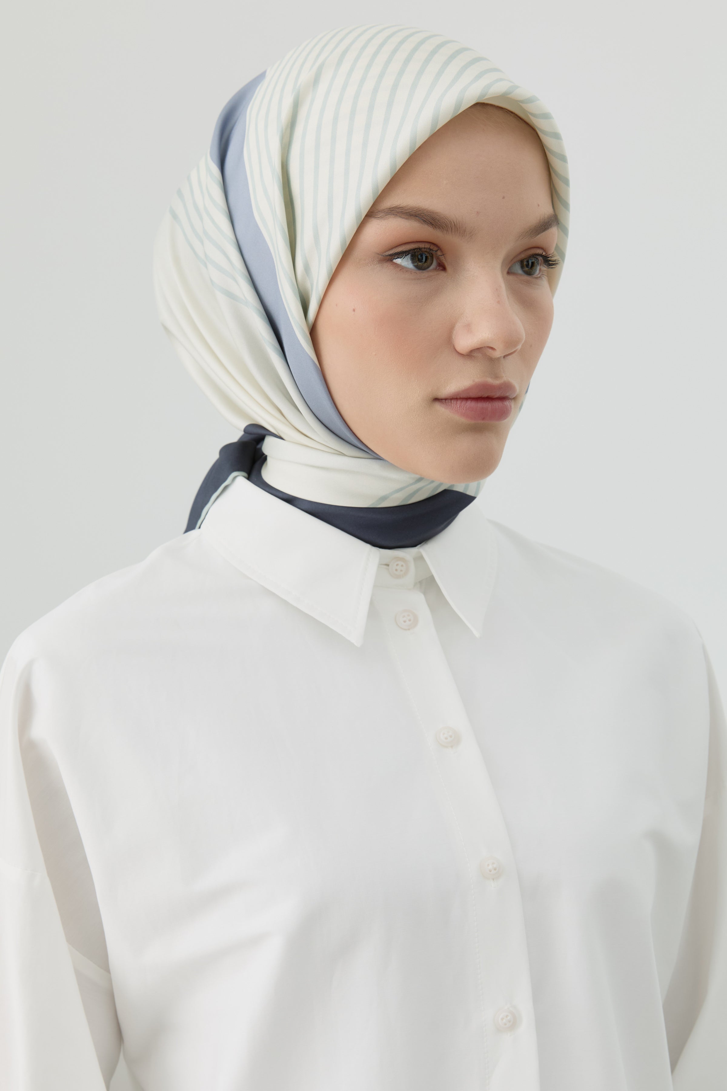 Mana Twill İpek Eşarp - Bulut TUGBA